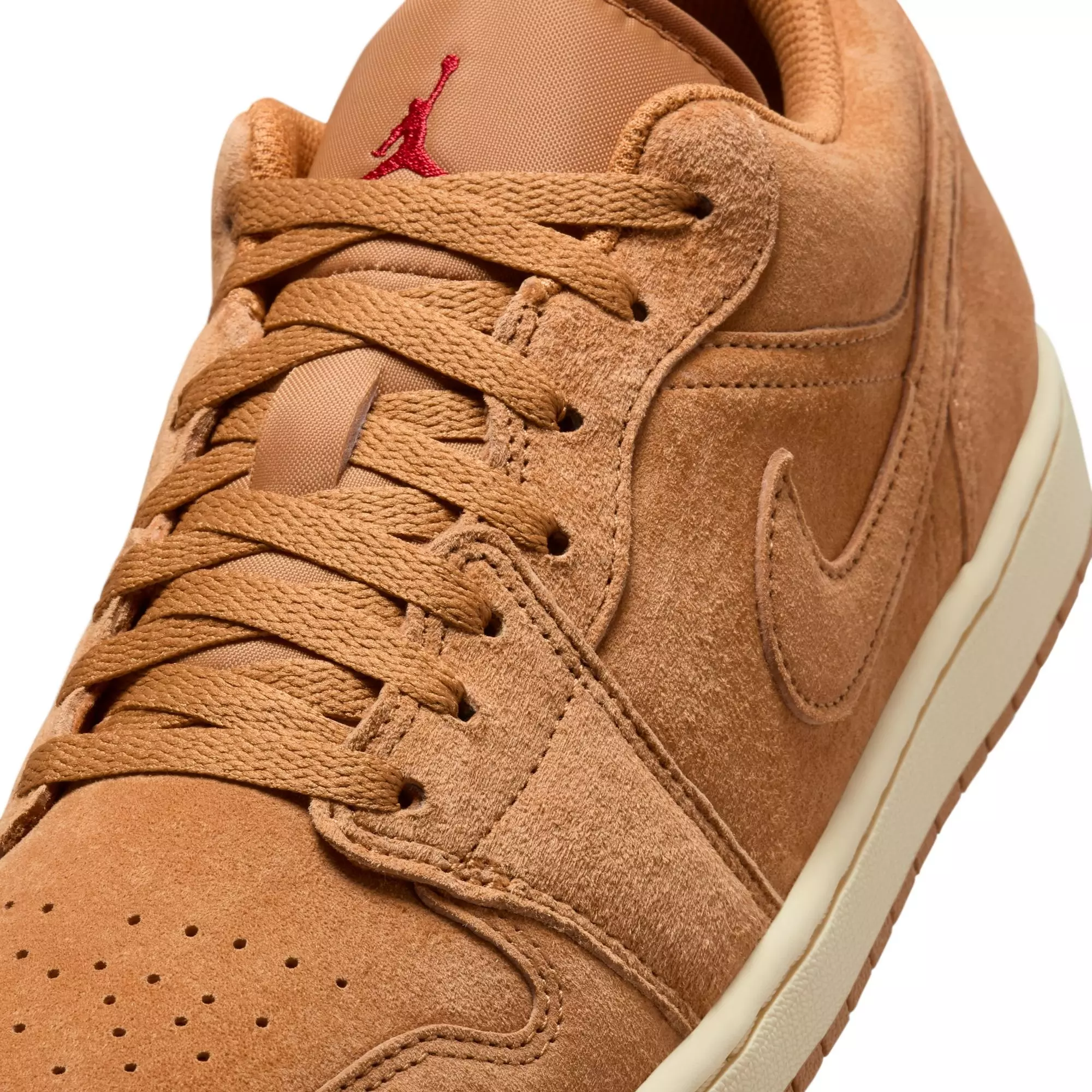 Jordan 1 Low SE "Flax/Varsity Red/White" Men's Shoe - KHAKI/RED
