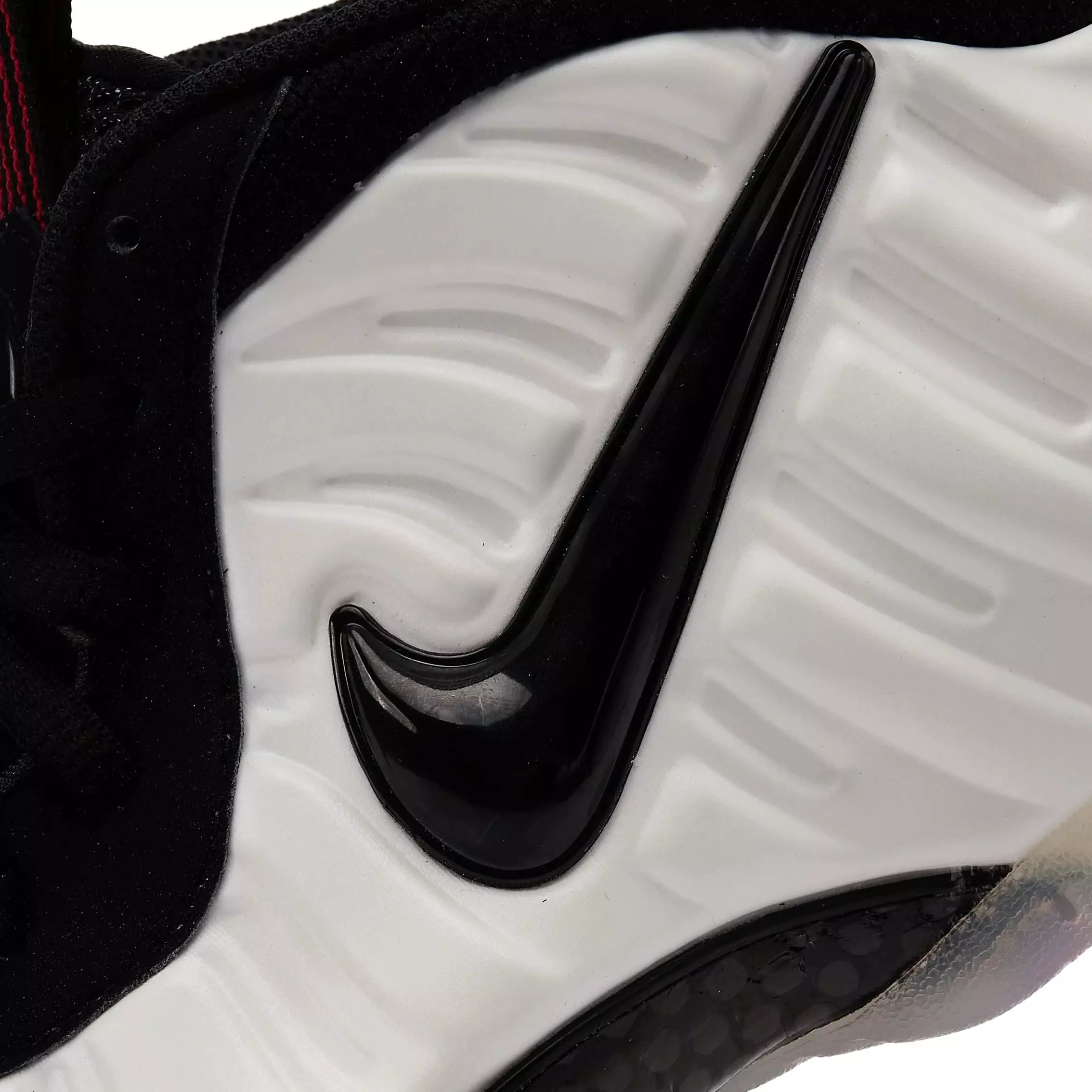 Nike Foamposite One "Pearl" Men's Shoe - PEARL WHITE/BLACK/TRUE RED