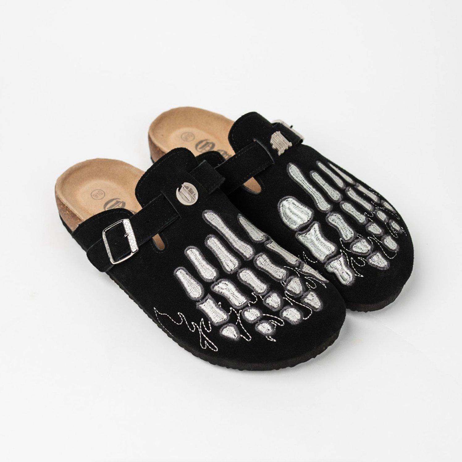 Octavius Marks Slippers Teddy Bear Black Octavious Marks Black Rhinestone Clogs – MATTARCHIVE LTD main image 2
