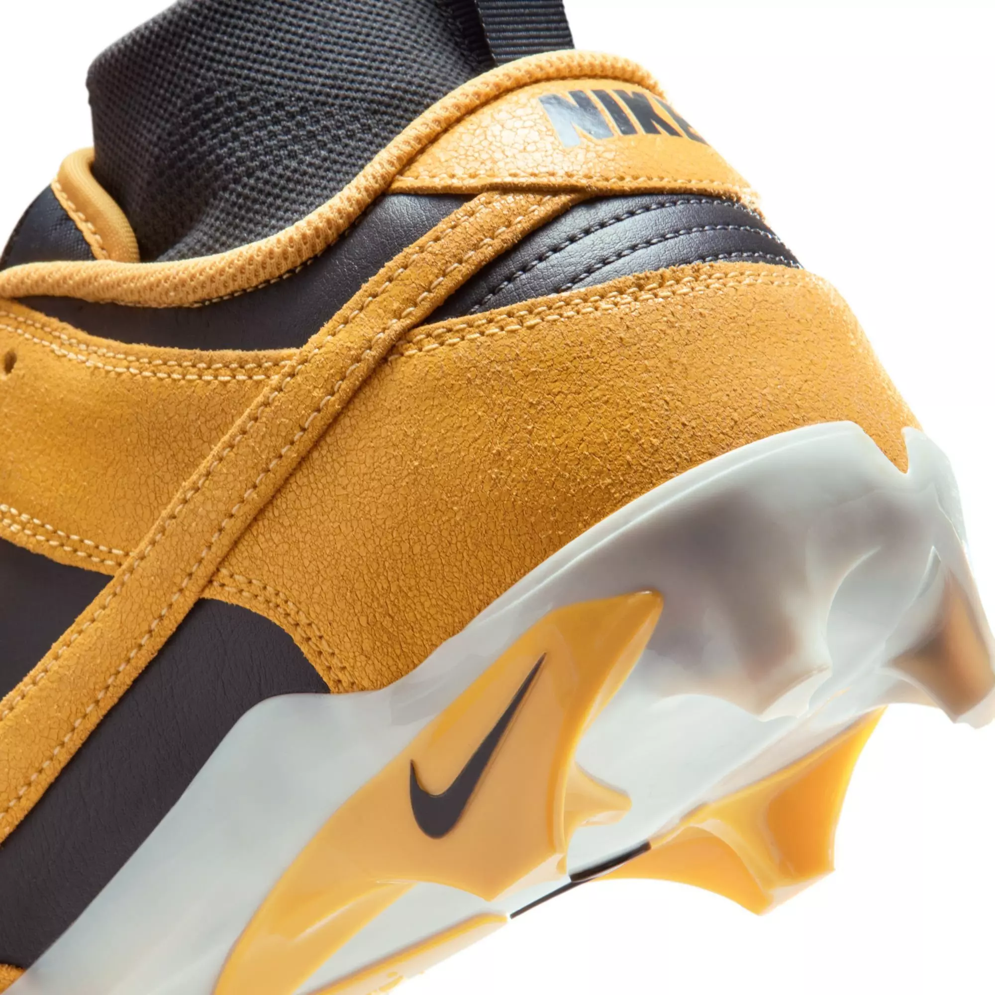 Nike Alpha Menace 4 Dunk SE "Anthracite/Solar Flare/Pale Ivory" Men's Football Cleat - GREY/YELLOW
