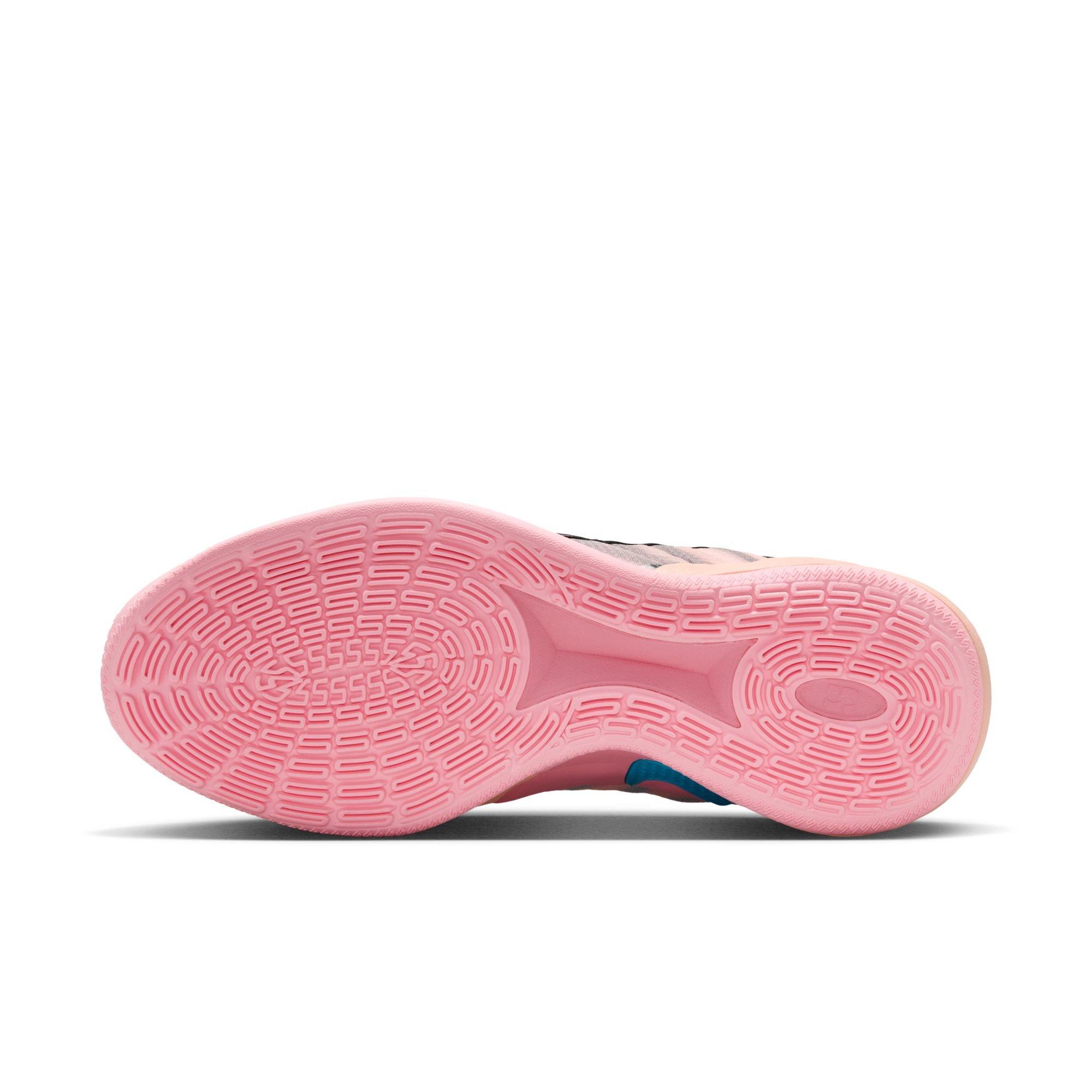 Nike Sabrina 3 "Twins" Basketball Shoe - CRIMSON TINT/BLACK/ARCTIC PUNCH Thumbnail View 12