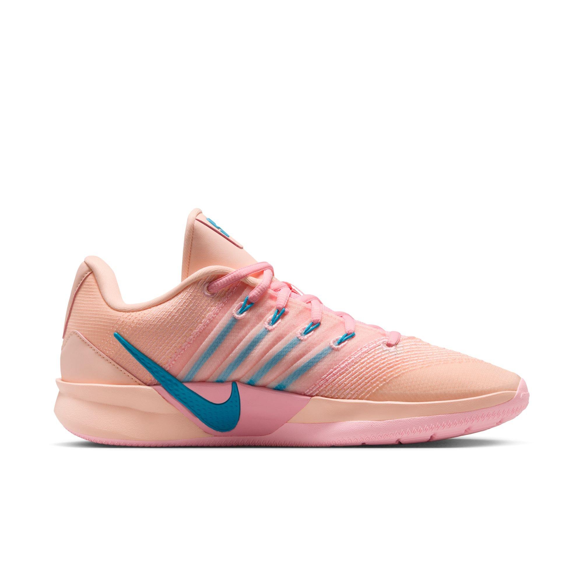 Nike Sabrina 3 "Twins" Basketball Shoe - CRIMSON TINT/BLACK/ARCTIC PUNCH Thumbnail View 3