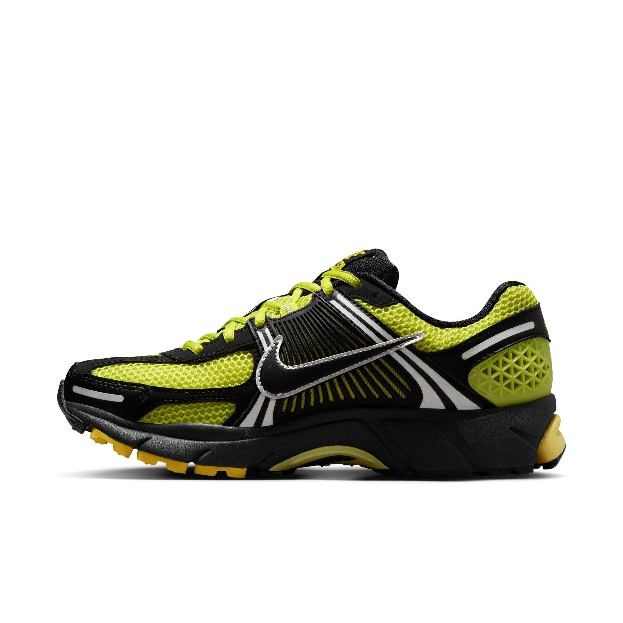 Nike Zoom Vomero 5 "Black/Cyber/Mtlc Platinum/Bright Cactus" Women's Shoe - BLACK/YELLOW Thumbnail View 4