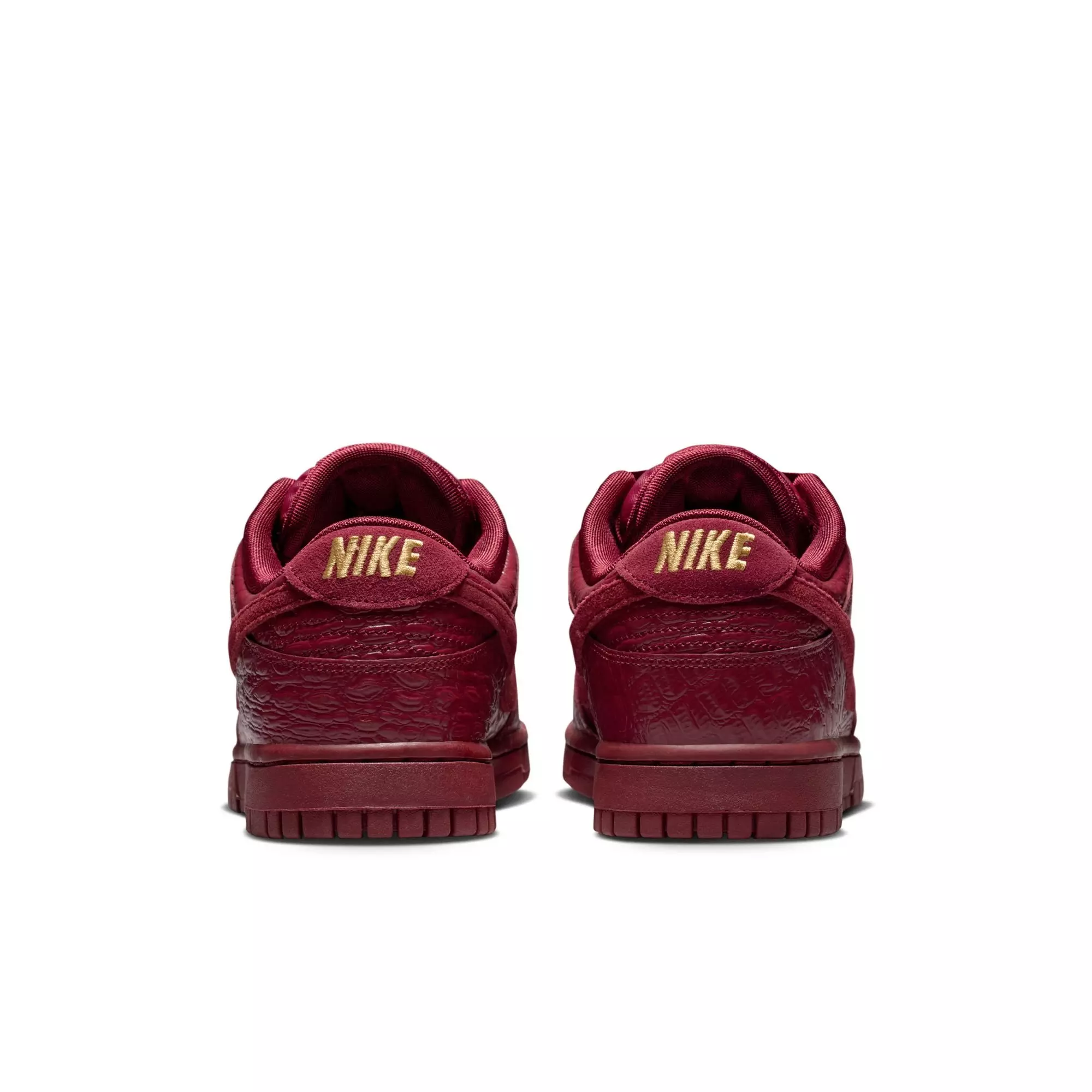 Nike Dunk Low "Red Croc" Women's Shoe - TEAM RED/METALLIC GOLD