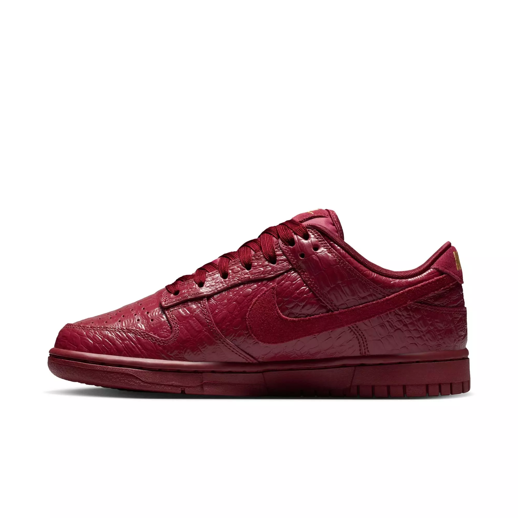 Nike Dunk Low "Red Croc" Women's Shoe - TEAM RED/METALLIC GOLD