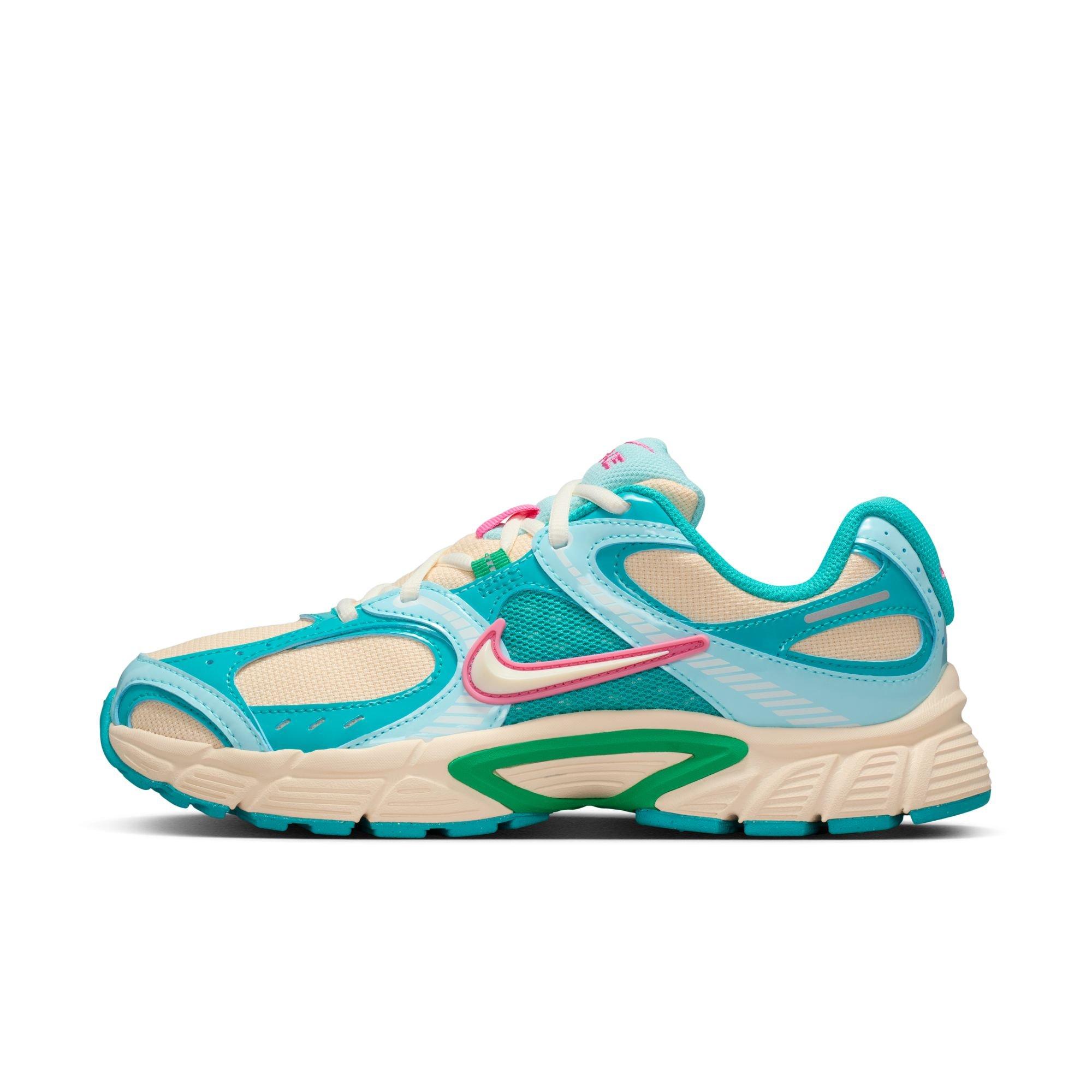 Nike V5 RNR "Guava Ice/Pale Ivory/Pinksicle" Women's Shoe - GREEN/BLUE/PINK Thumbnail View 3