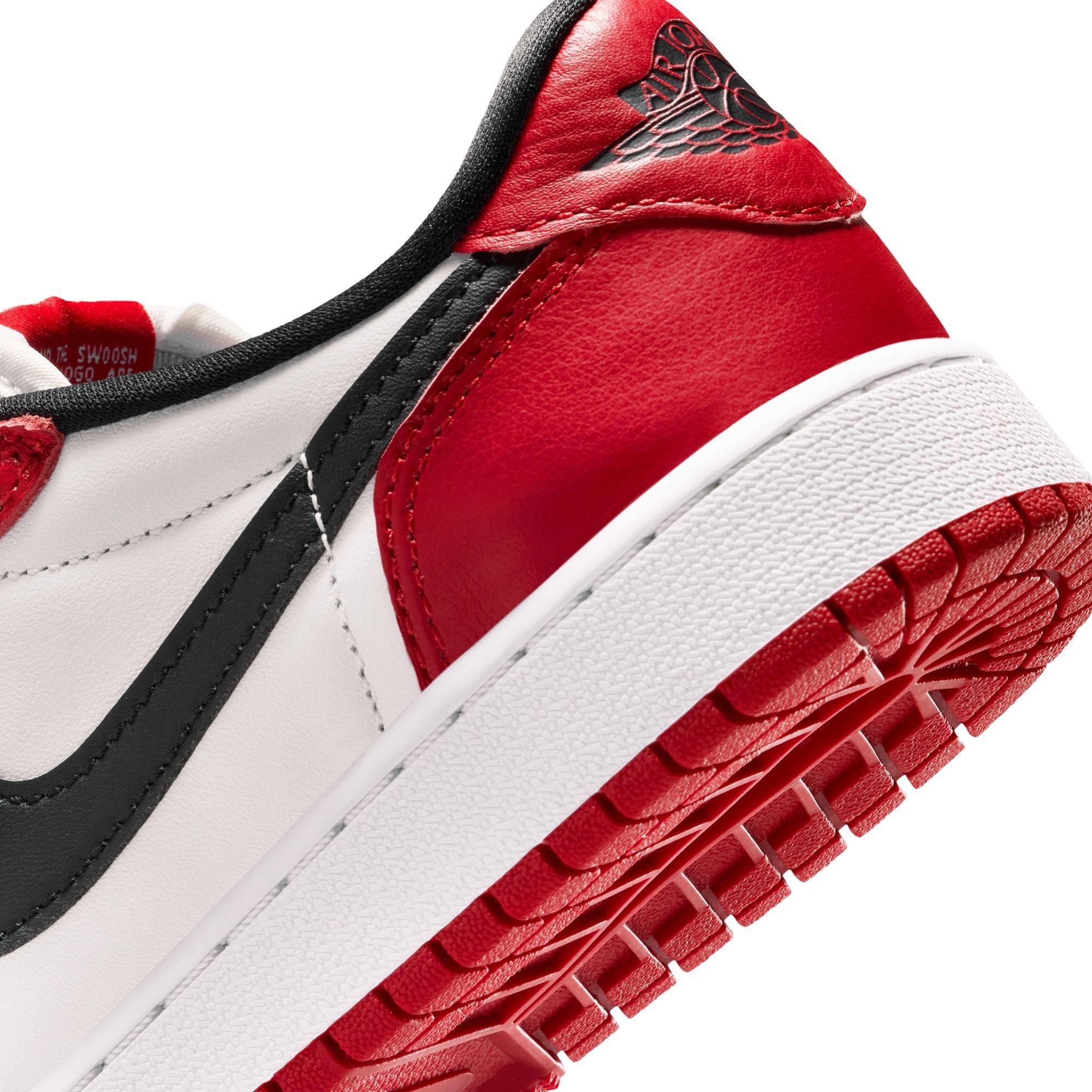 Jordan 1 Retro Low "Chicago" Grade School Kids' Shoe - VARSITY RED/BLACK/SUMMIT WHITE Thumbnail View 6