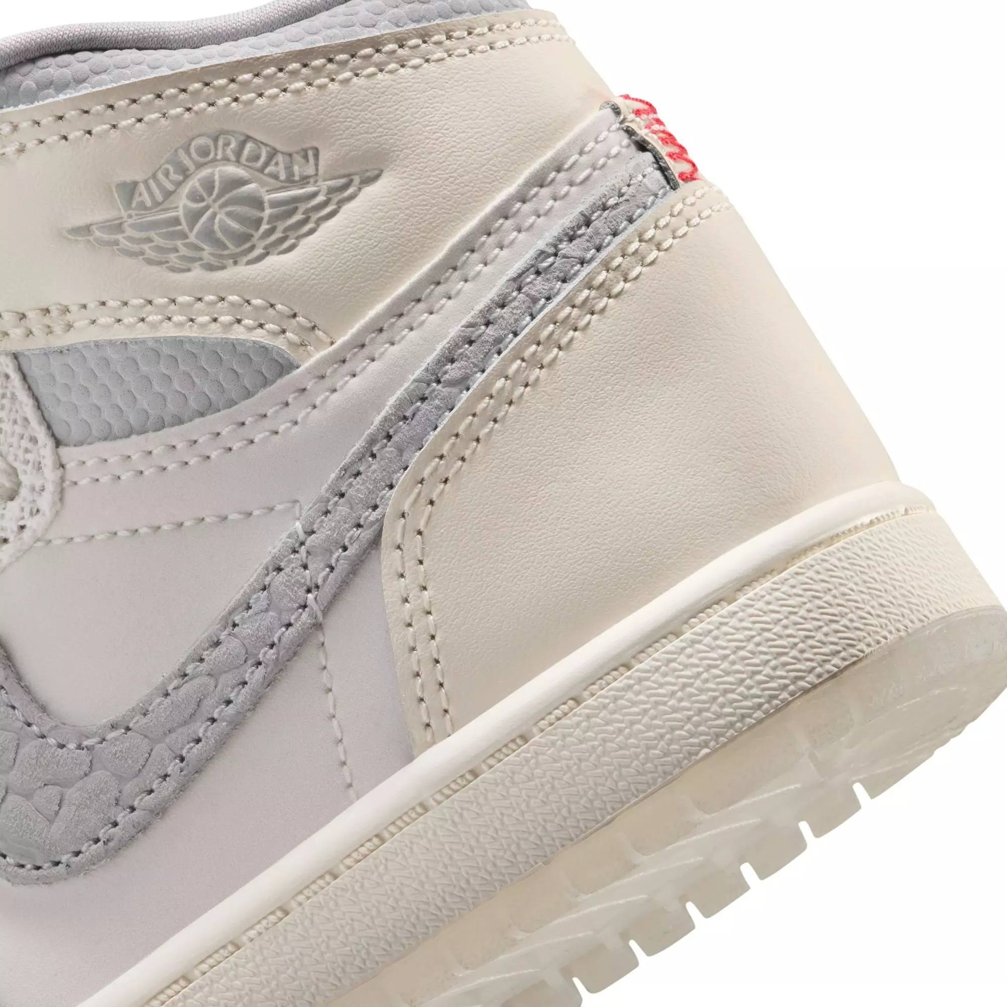 Jordan 1 Retro High OG "Elephant Swoosh" Preschool Kids' Shoe - SAIL/UNIVERSITY RED/PALE IVORY