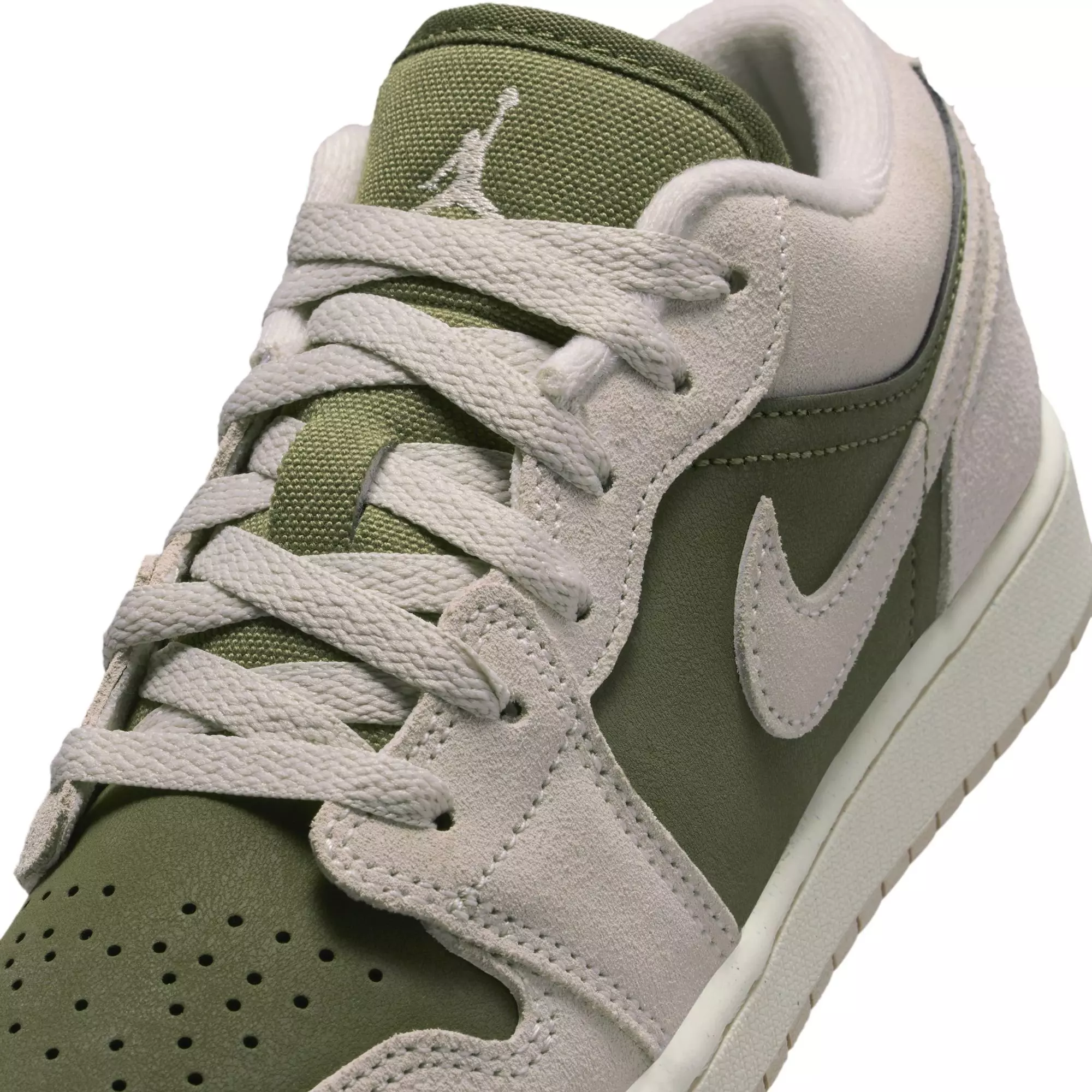 Jordan 1 Low SE "Medium Olive/Lt Orewood Brn" Grade School Boys' Shoe - OLIVE/KHAKI