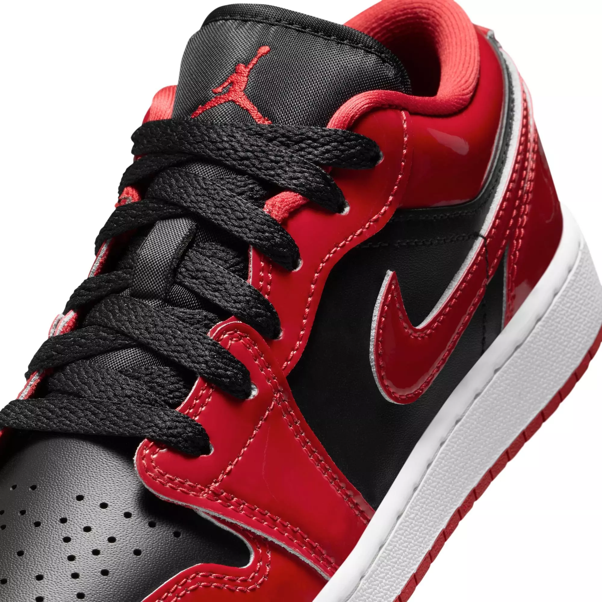 Jordan 1 Low SE "Black/Varsity Red/White" Grade School Boys' Shoe - RED/BLACK