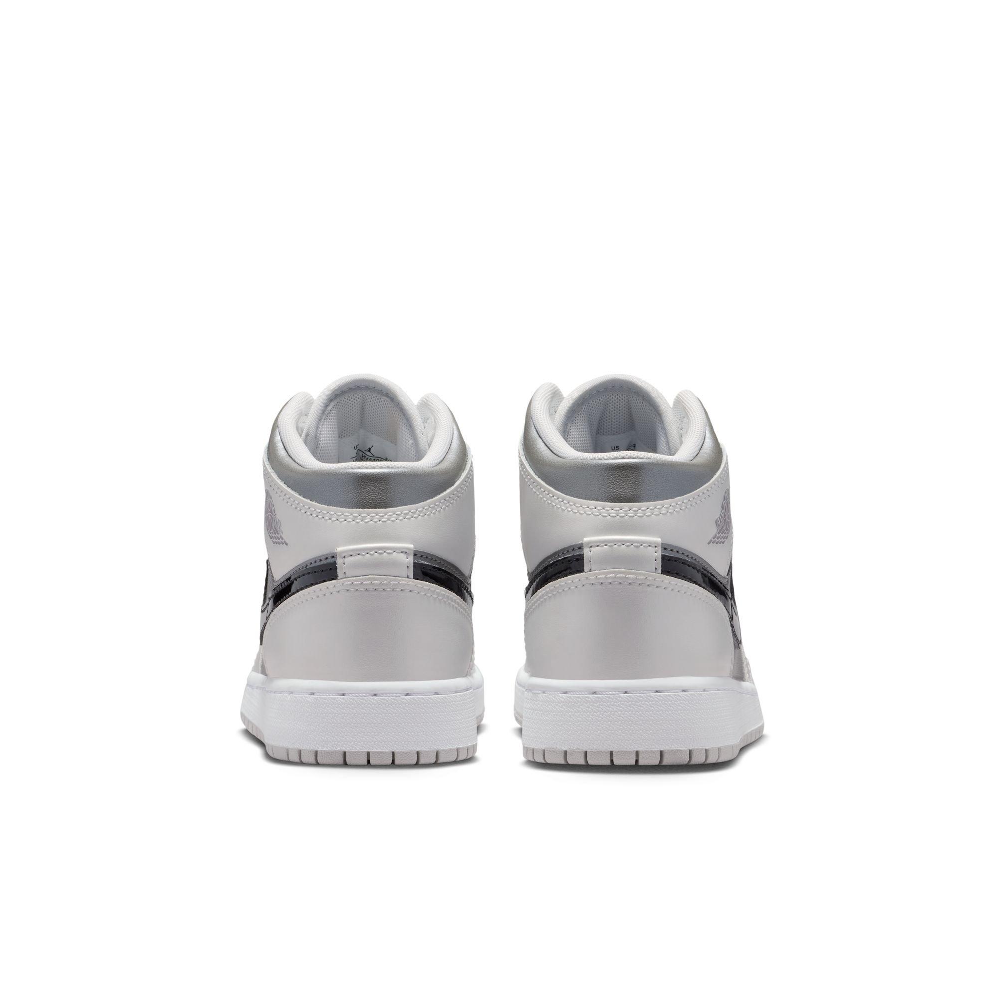 Jordan 1 Mid SE Grade School Boys' "Photon Dust/Blue Chill/Flat Pewter/Black" Shoe