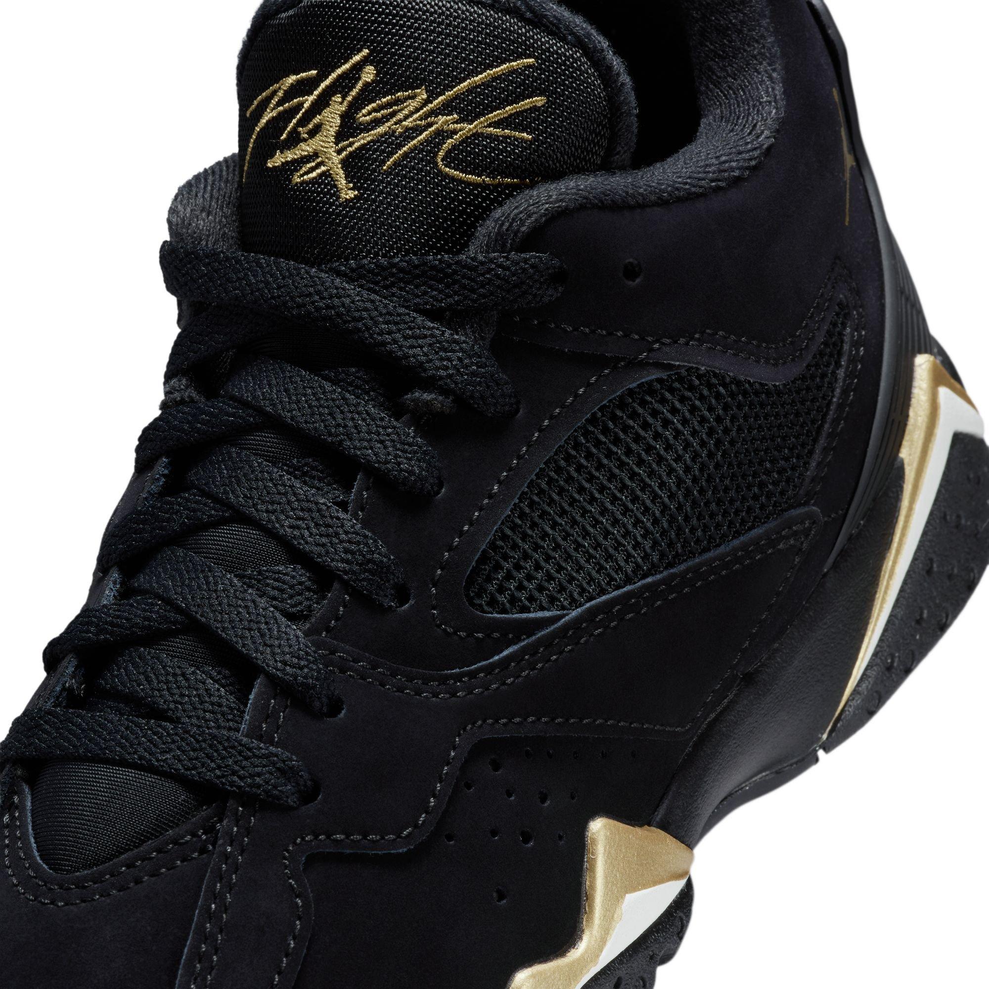 Jordan MVP 92 Grade School Boys' "Black/Metallic Gold/Sail" Shoe