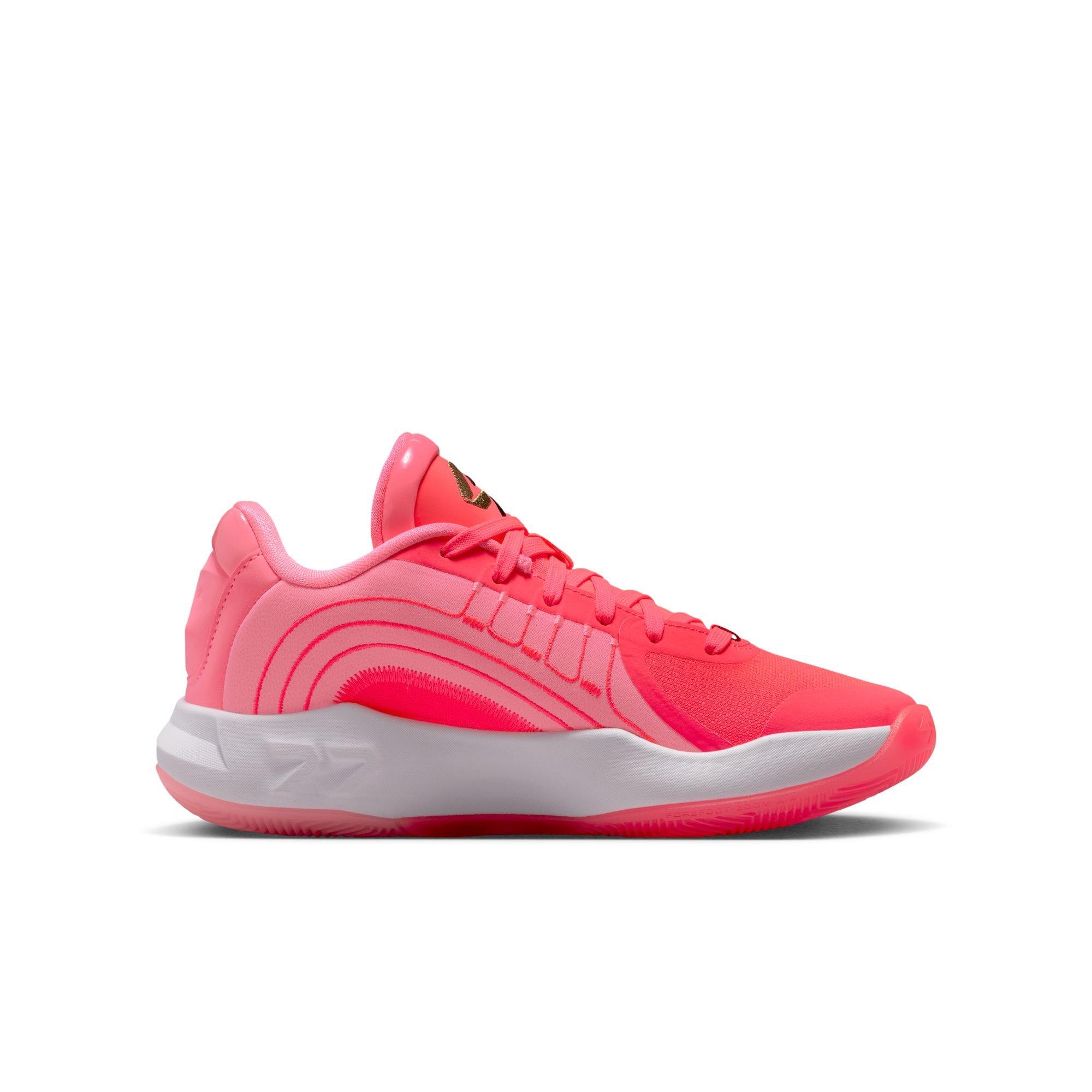 Jordan Luka 4 Grade School Kids' "Hčerka" Basketball Shoe
