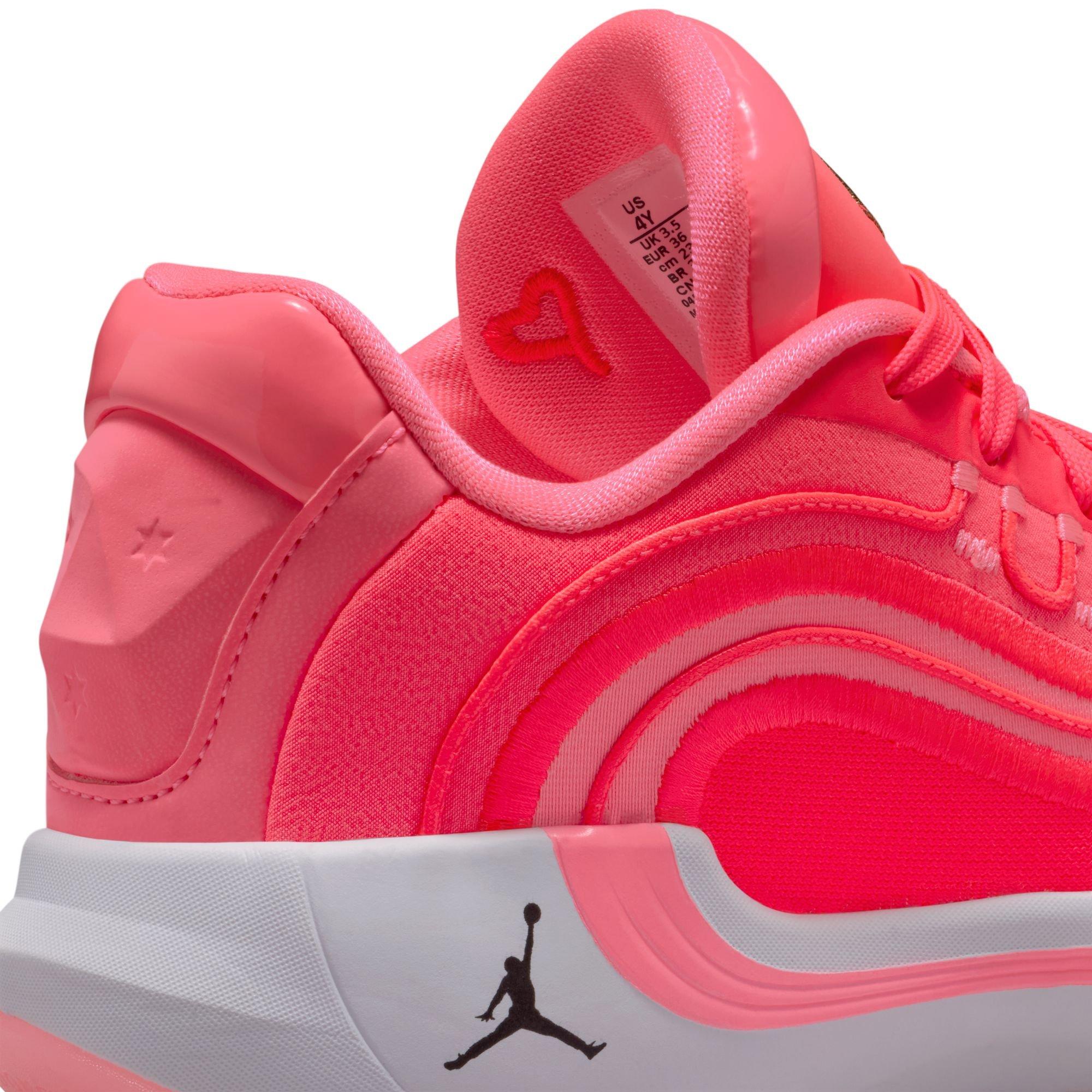 Jordan Luka 4 Grade School Kids' "Hčerka" Basketball Shoe