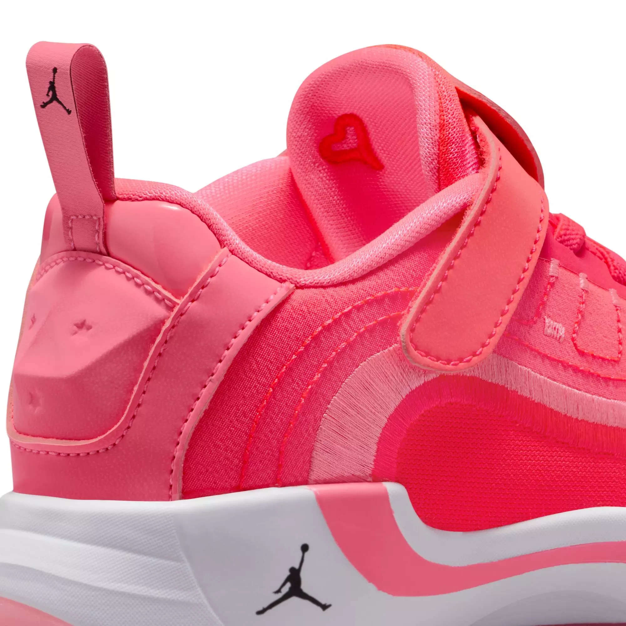 Jordan Luka 4 "Hčerka" Preschool Kids' Basketball Shoe - FLASH CRIMSON/BLACK/SUNSET PULSE