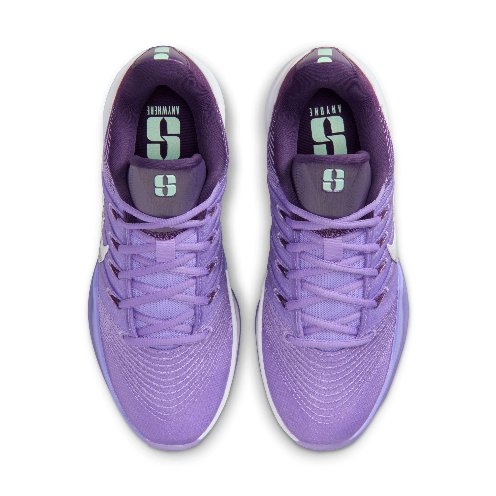 NIKE INC Sabrina 3 