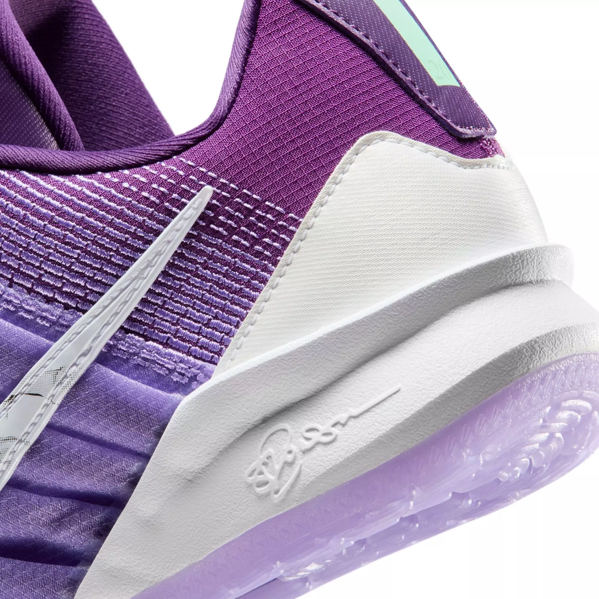 Nike Sabrina 3 "Flowers" Basketball Shoe - NIGHT PURPLE/WHITE/ATOMIC VIOLET