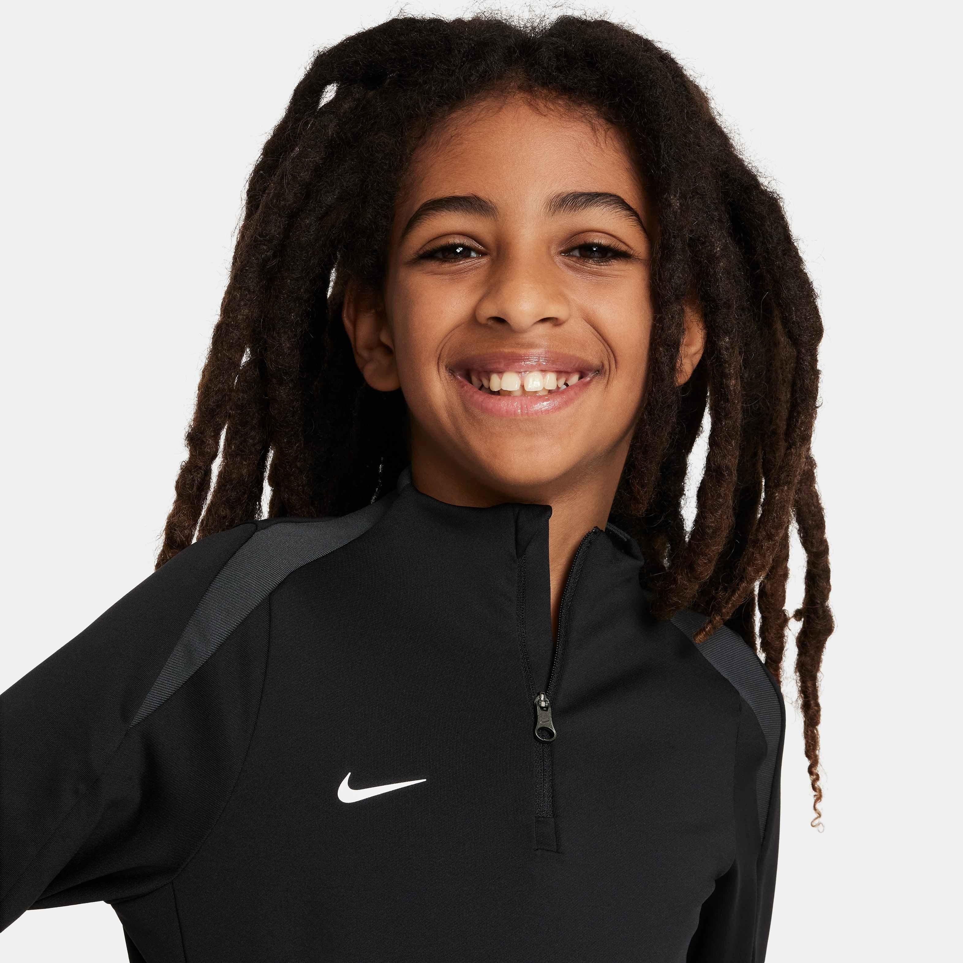 Nike Dri-FIT Strike Big Kids' Black Soccer Drill Top