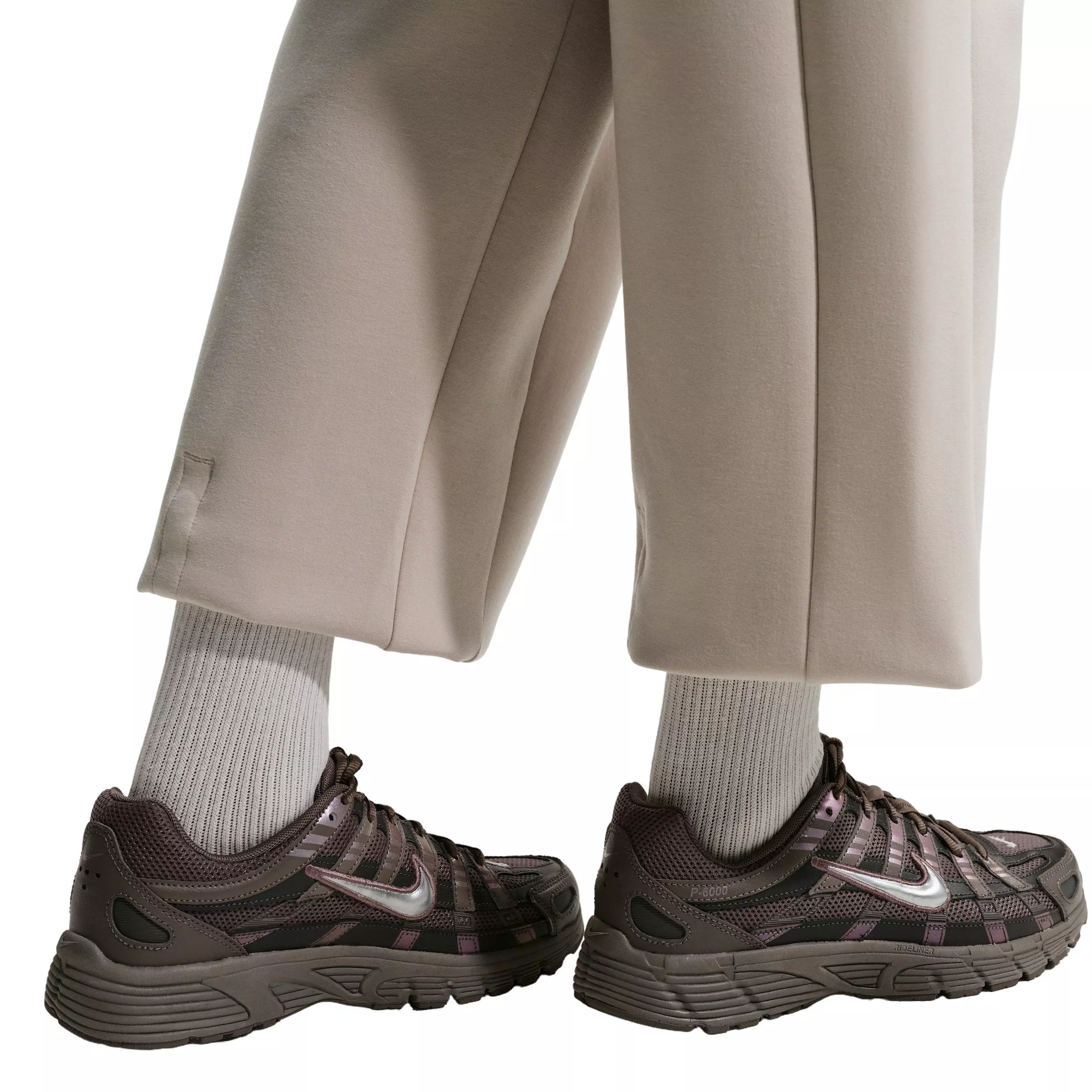 Nike Big Girls' MAVN High-Rise Therma-FIT Knit Pants -Cream - CREAM