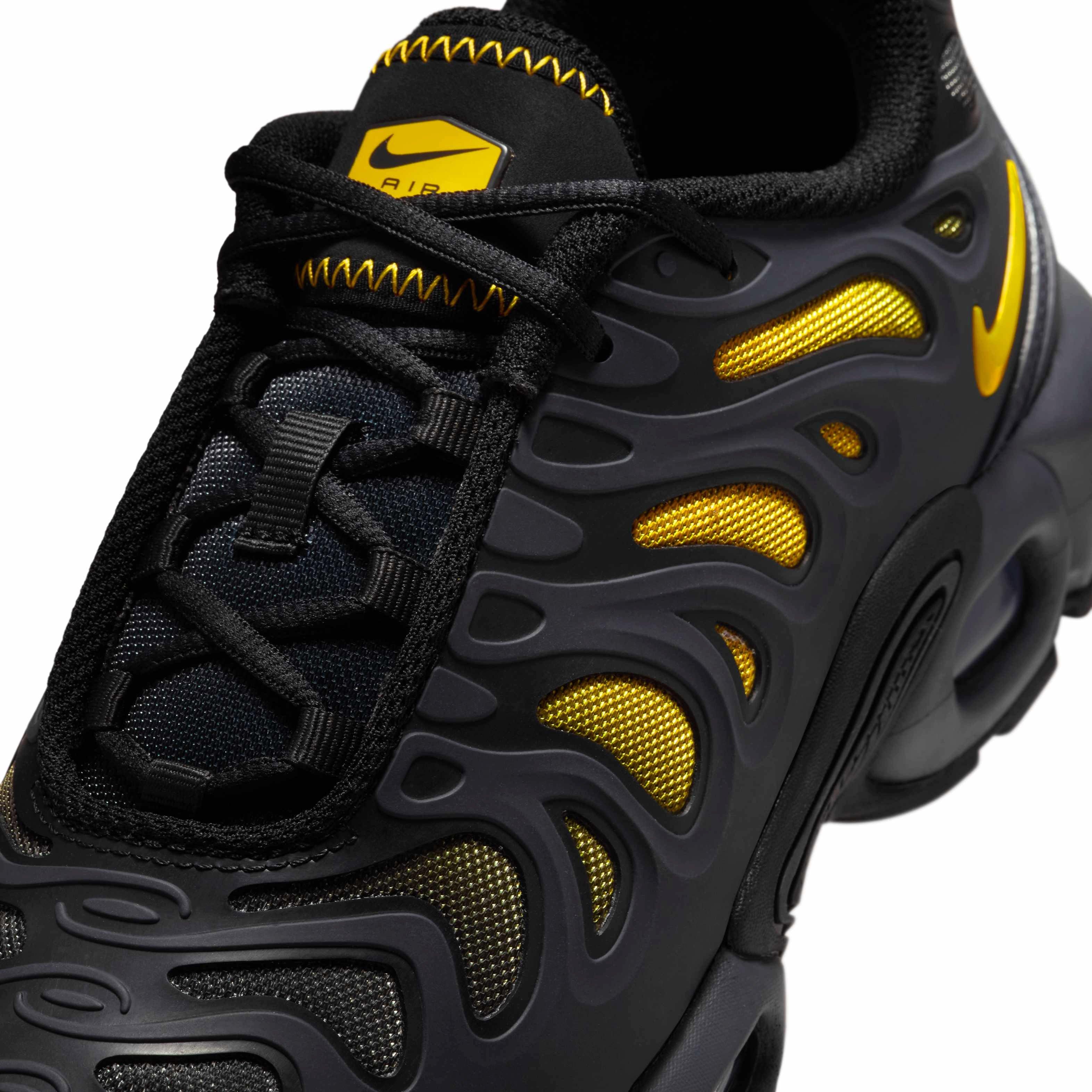 Nike Air Max Plus Drift Grade School Boys' "Anthracite/Black/University Gold" Shoe