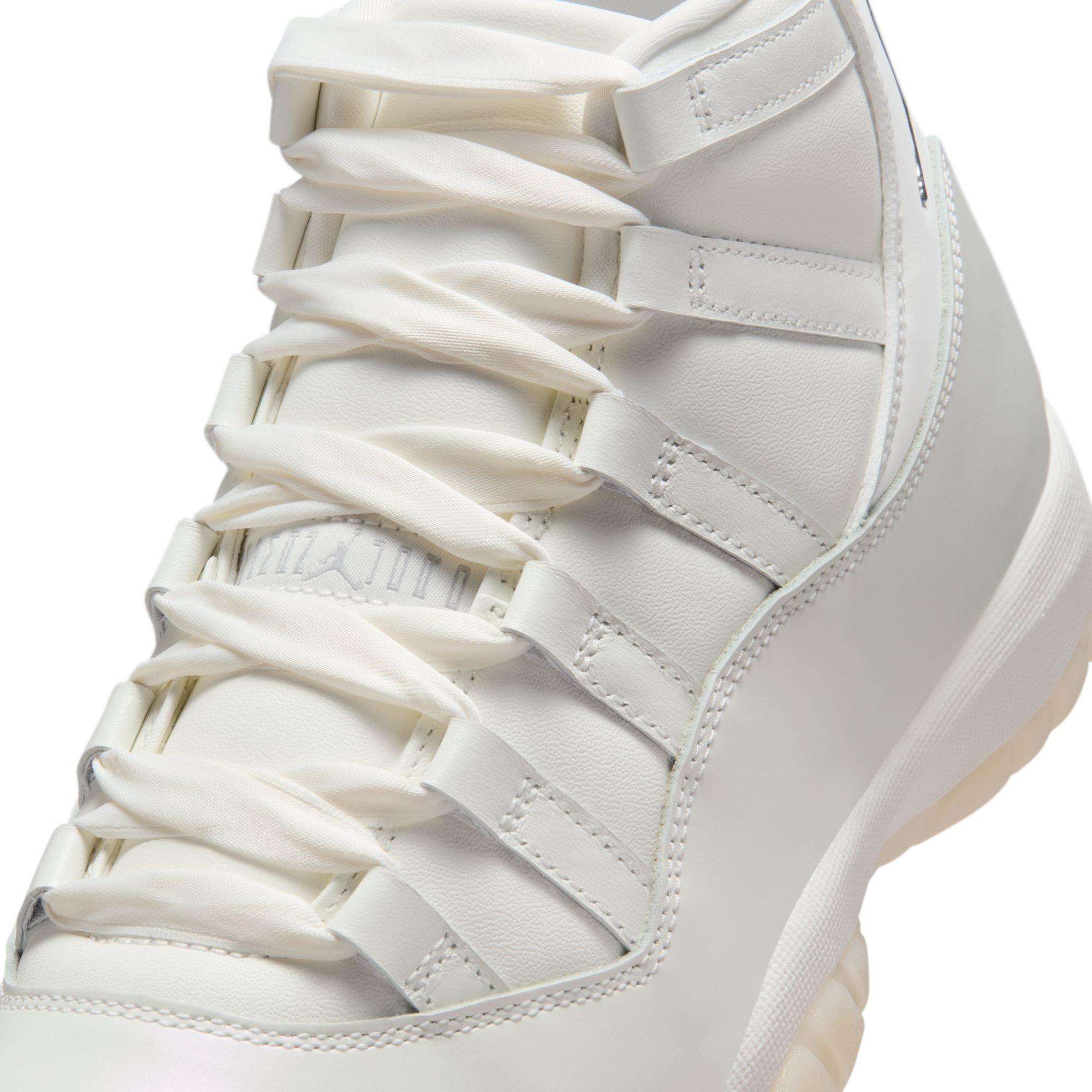 Jordan 11 Retro "Pearl" Women's Shoe​ - SAIL/PEARL GREY/METALLIC SILVER Thumbnail View 4