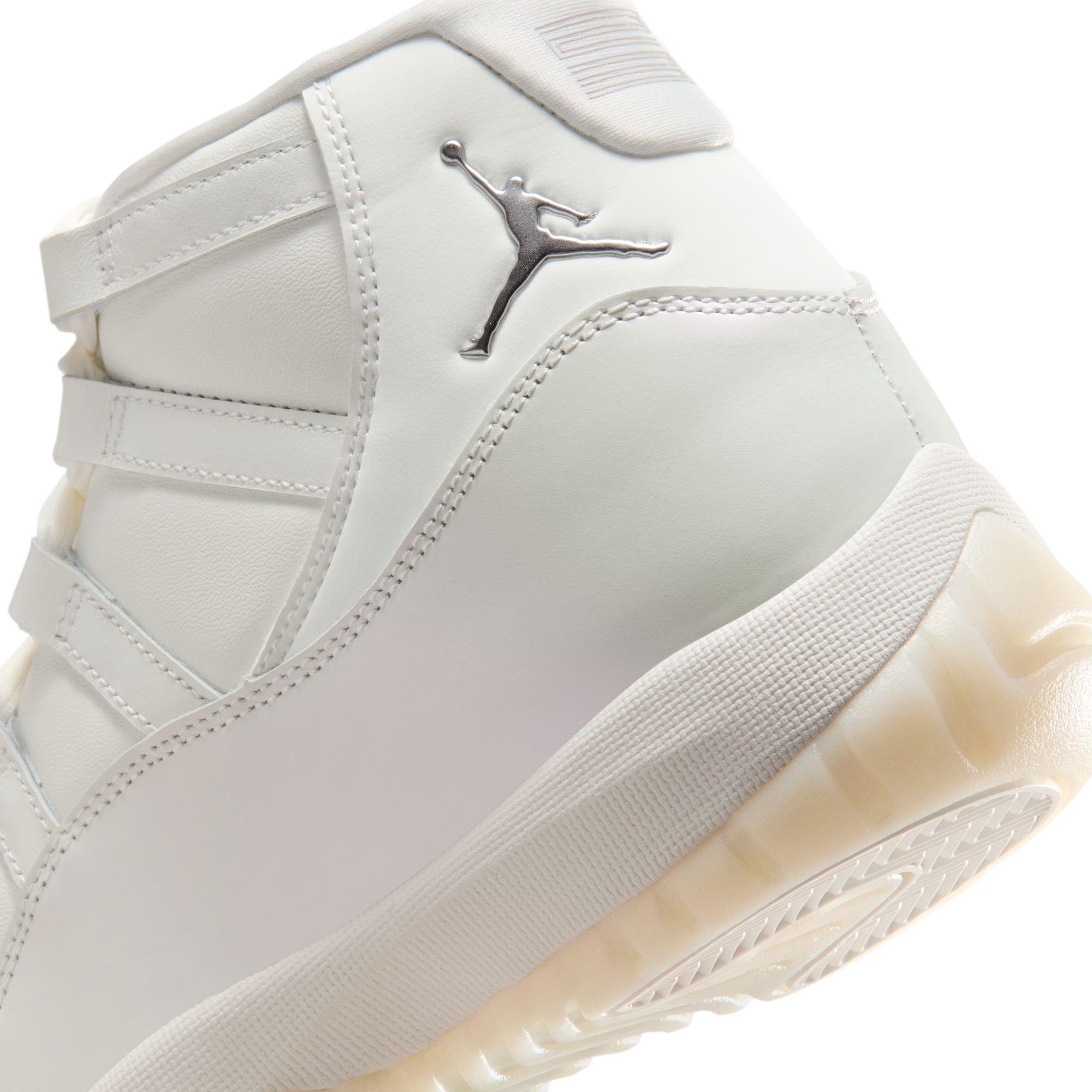 Jordan 11 Retro "Pearl" Women's Shoe​ - SAIL/PEARL GREY/METALLIC SILVER Thumbnail View 5