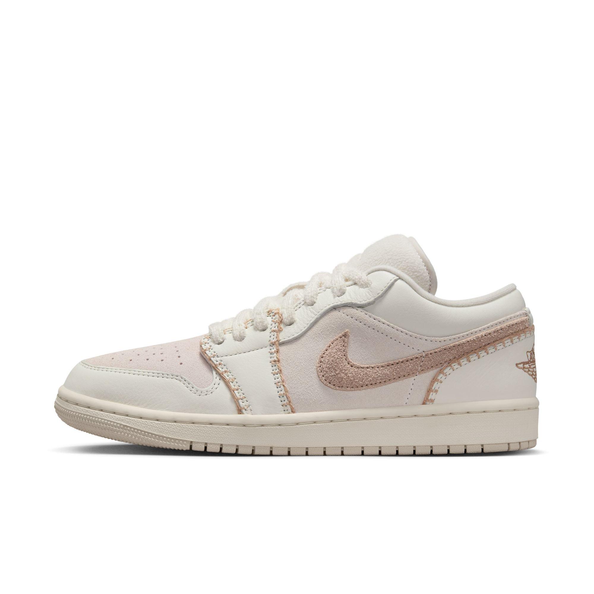 Jordan 1 Low SE 