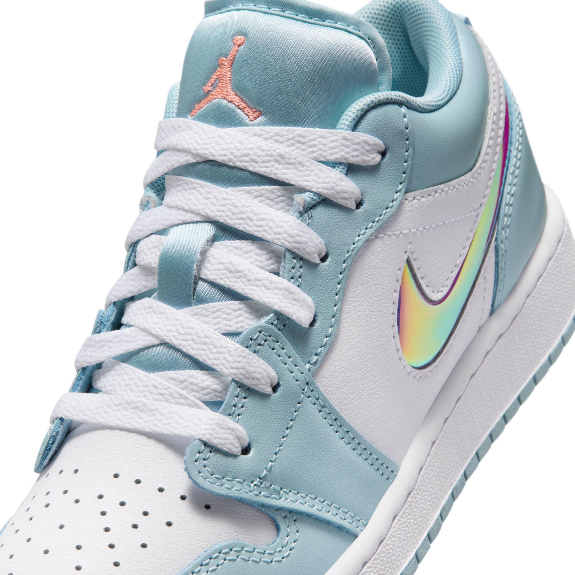 Jordan 1 Low Grade School Girls' "Ocean Bliss/Atomic Pink/White" Shoe