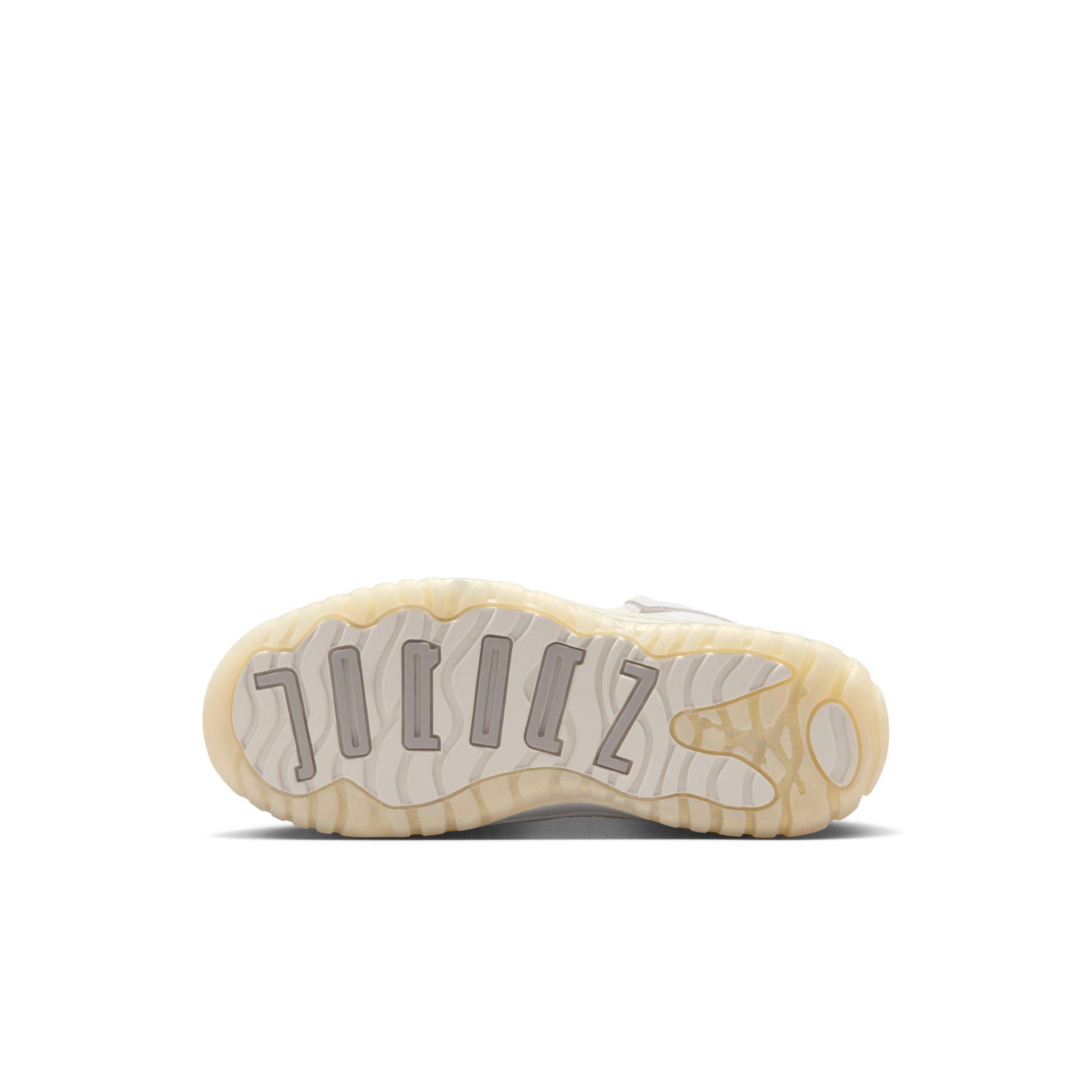 Jordan 11 Retro Preschool Girls' "Pearl" Shoe​