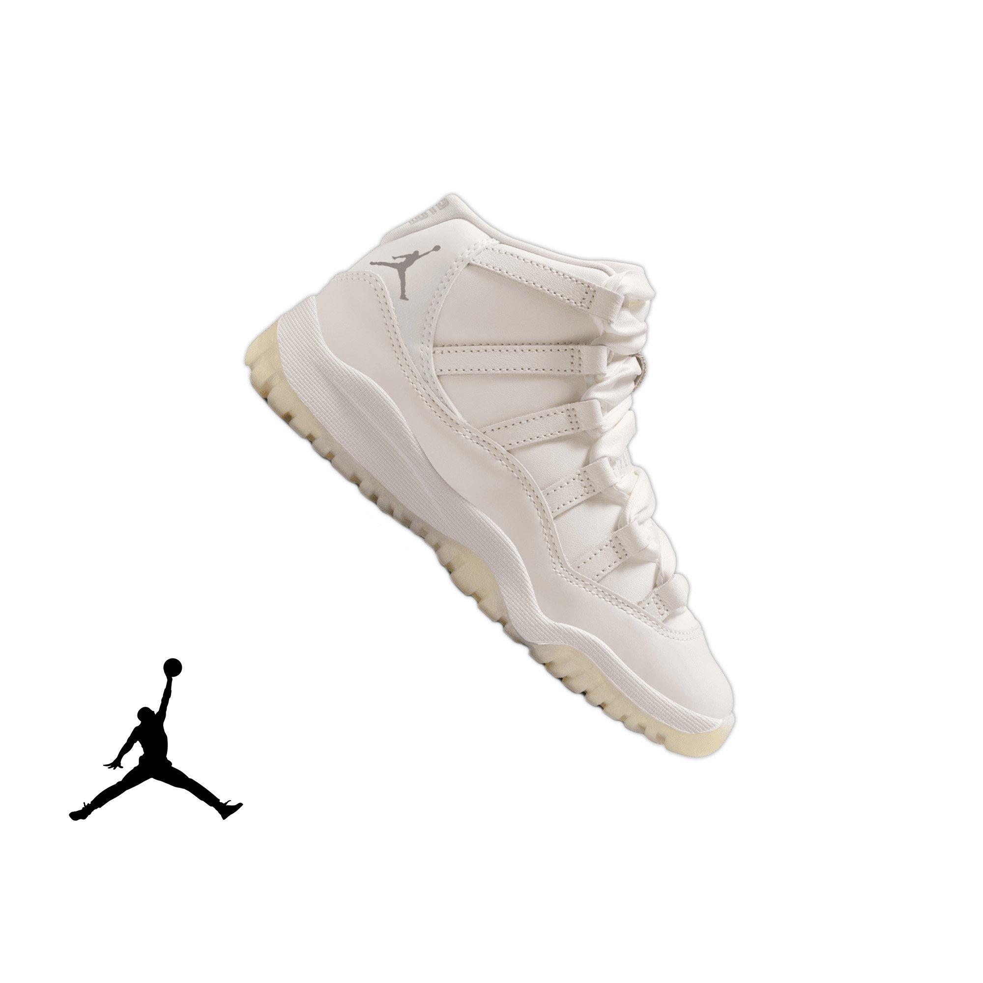 Jordan 11 Retro Preschool Girls' "Pearl" Shoe​