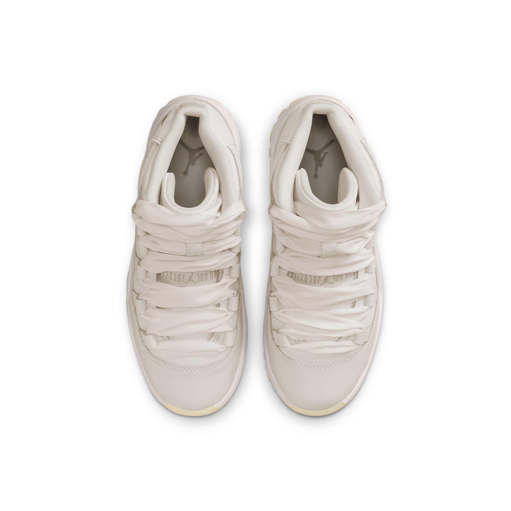 Jordan 11 Retro Preschool Girls' "Pearl" Shoe​