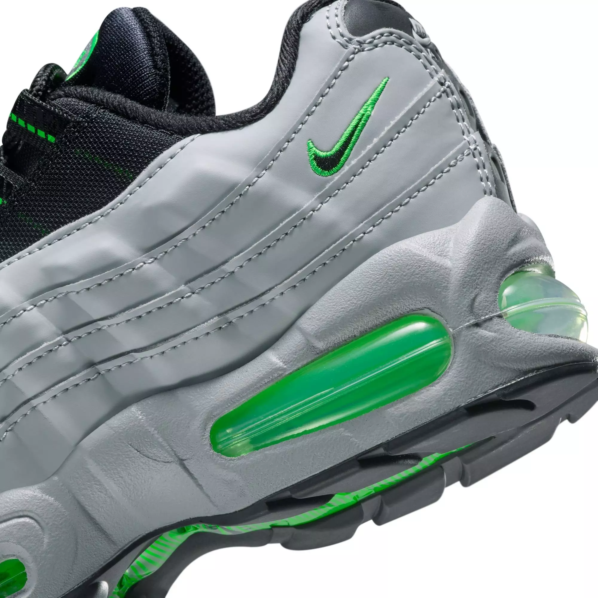 Nike Air Max 95 "Lt Smoke Grey/Black/Green Strike/White" Grade School Boys' Shoe - GREY/GREEN