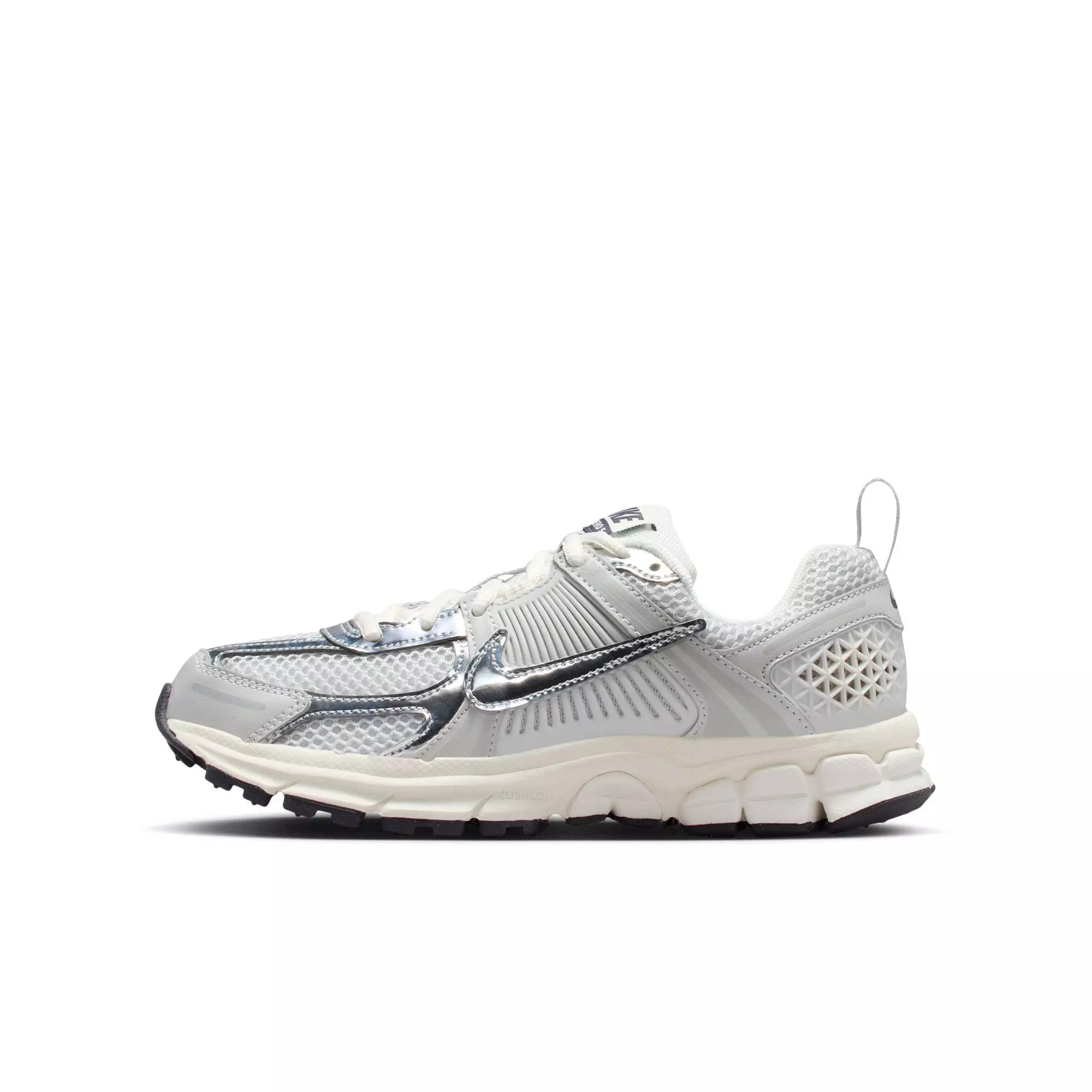 Nike Vomero 5 "Photon Dust/Chrome/Gridiron/Sail" Grade School Boys' Shoe - GREY/WHITE