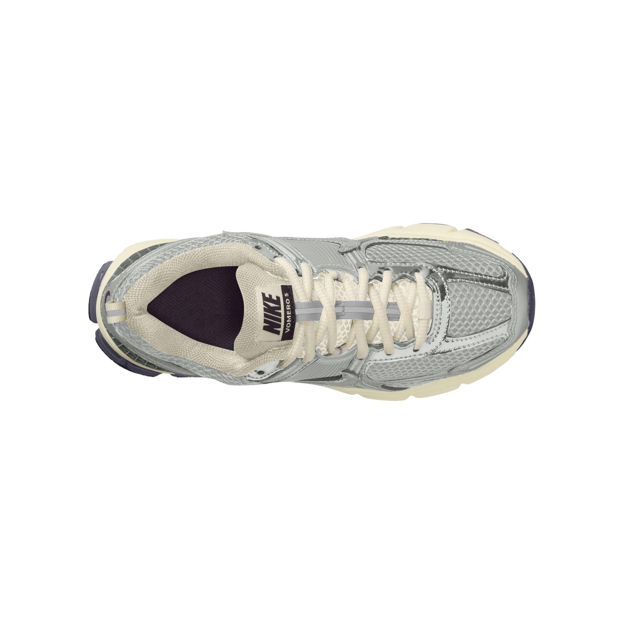 Nike Vomero 5 Grade School Boys' "Photon Dust/Chrome/Gridiron/Sail" Shoe