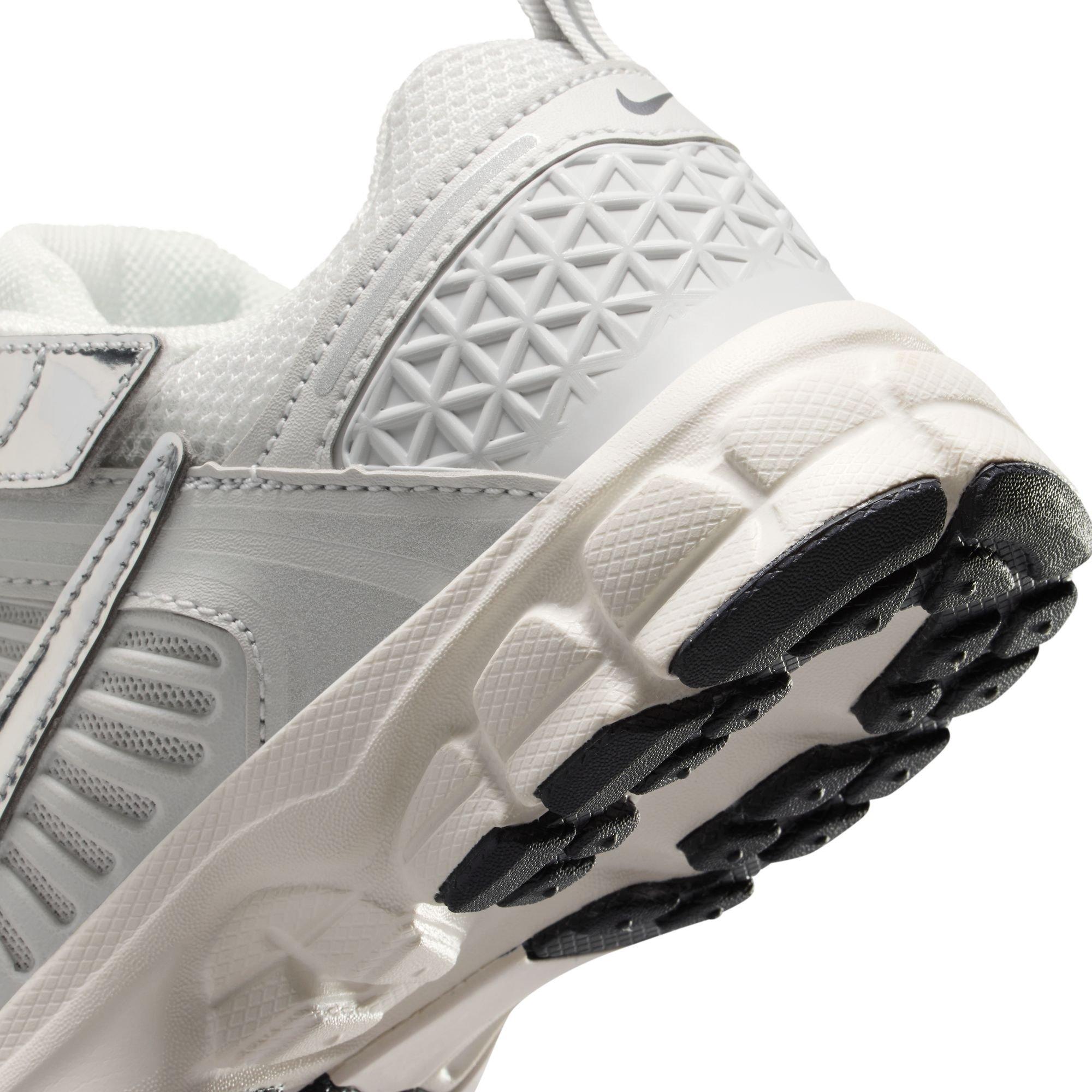 Nike Vomero 5 "Photon Dust/Chrome/Sail" Preschool Boys' Shoe - GREY/WHITE