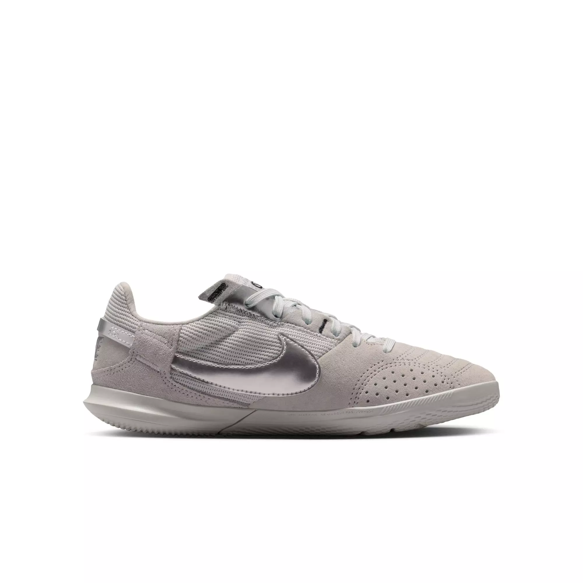 Nike Jr. Streetgato Low-Top "Lt Smoke Grey/Metallic Silver" Grade School Boys' Soccer Cleat - SMOKE