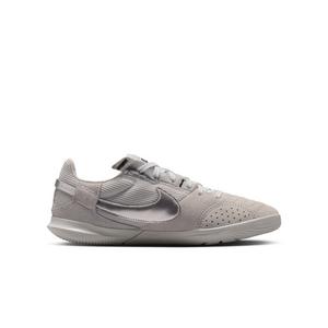 Nike Jr. Streetgato Low-Top "Lt Smoke Grey/Metallic Silver" Grade School Boys' Soccer Cleat