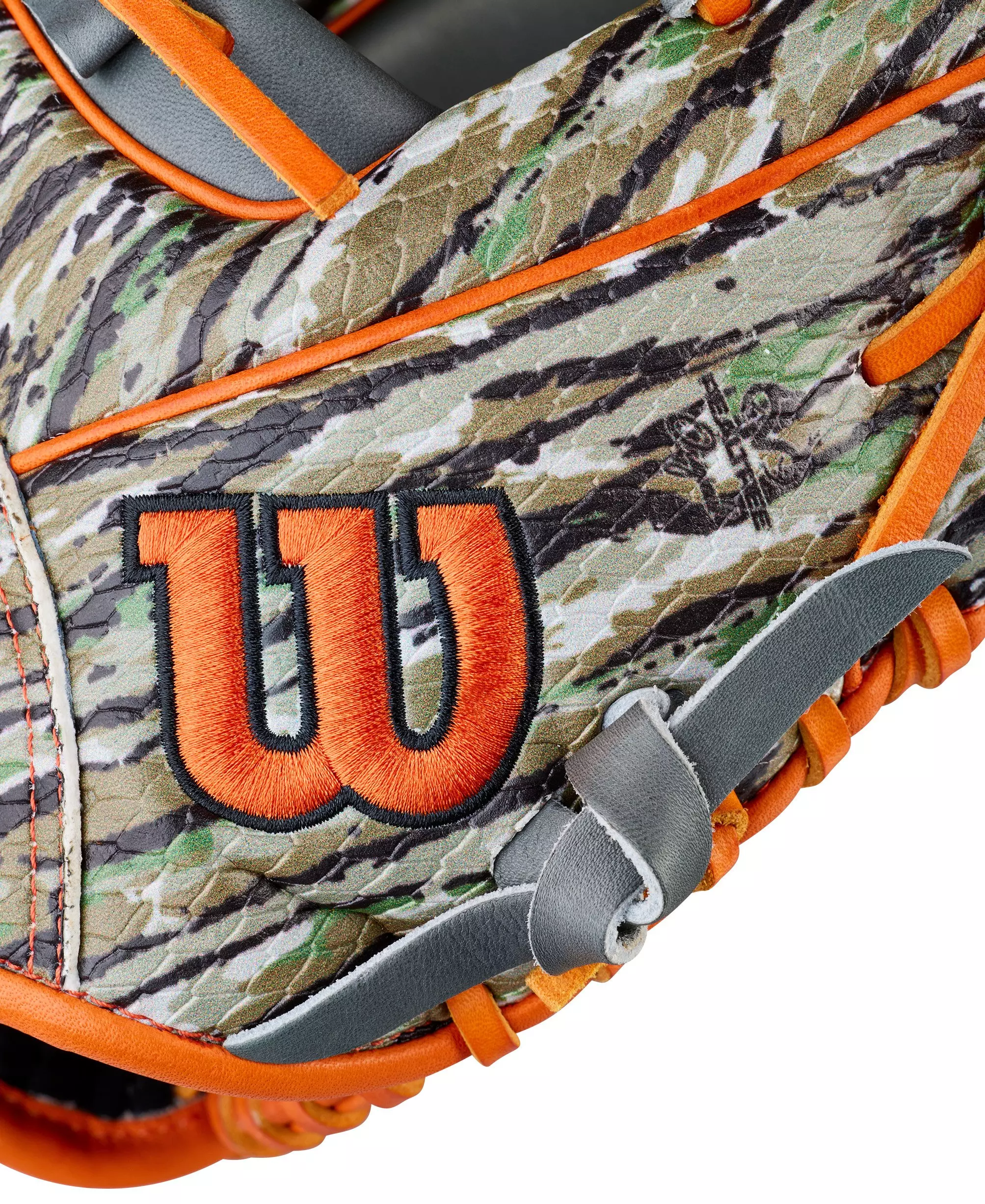 Wilson Gunnar Henderson A2000 GH2 GM 11.75” Infield Baseball Glove 2025 - CAMOUFLAGE
