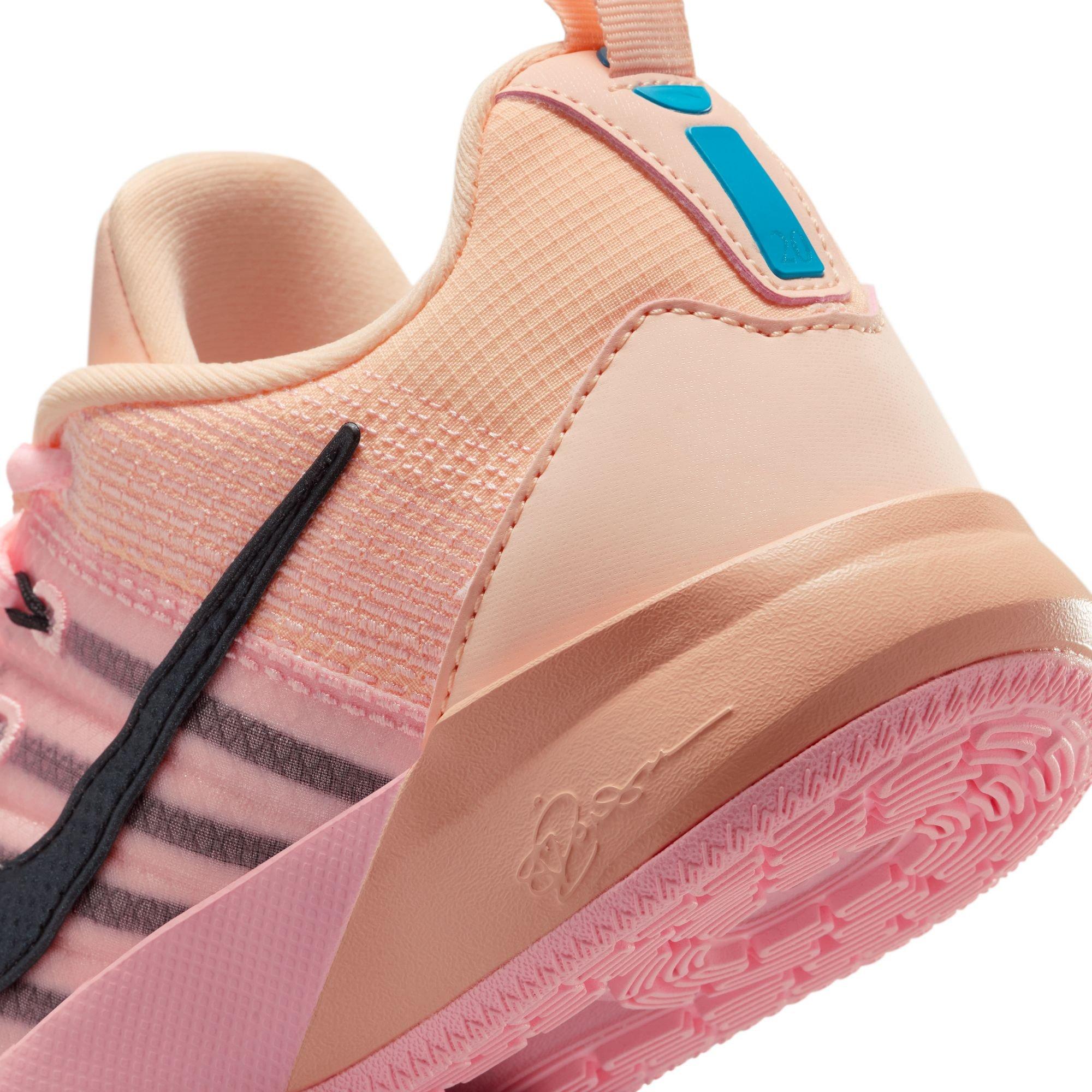 Nike Sabrina 3 "Twins" Grade School Kids' Basketball Shoe - CRIMSON TINT/BLACK/ARCTIC PUNCH Thumbnail View 10