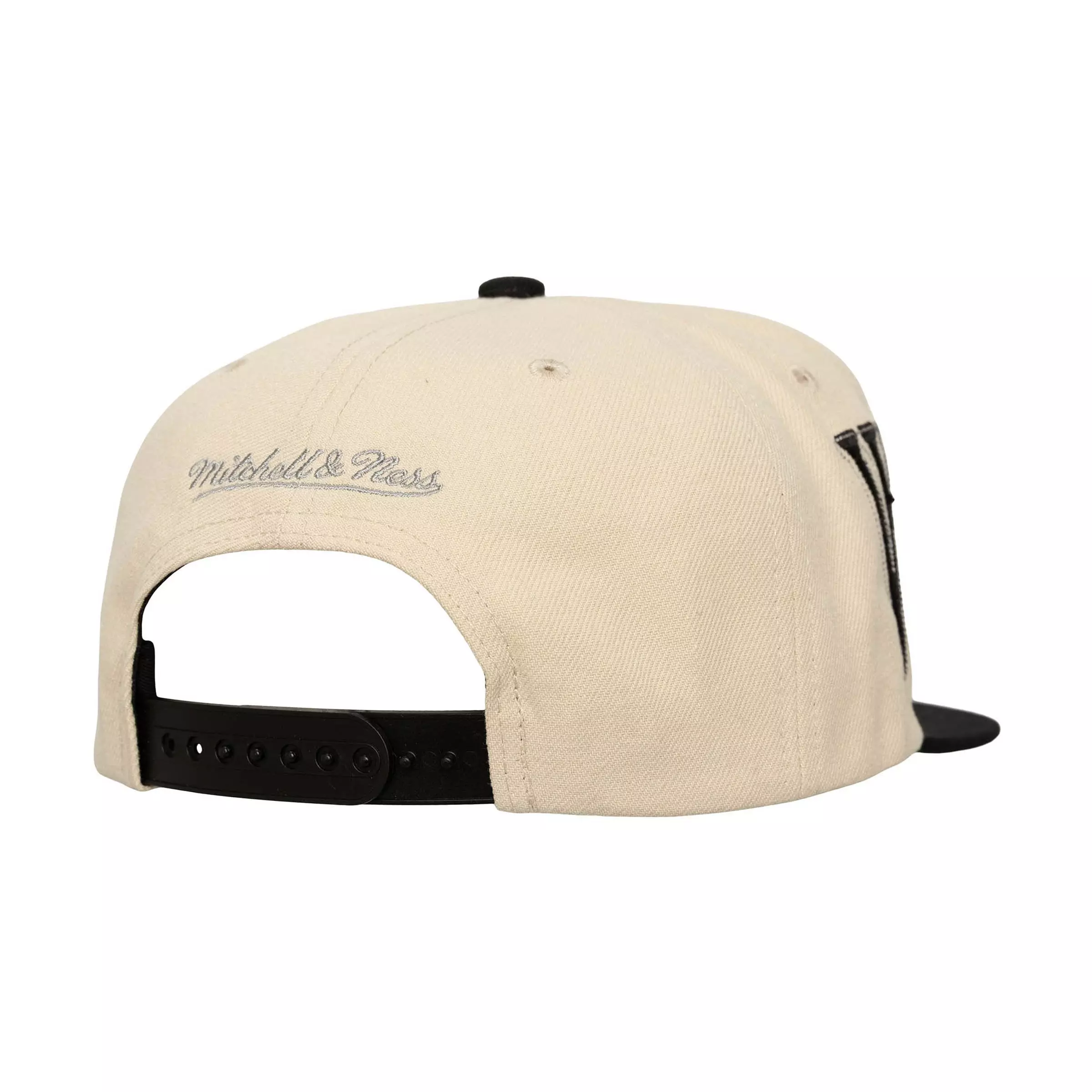 Mitchell & Ness Chicago White Sox Across Board Snapback Hat-Cream - CREAM