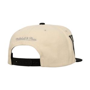 Mitchell & Ness Chicago White Sox Across Board Snapback Hat-Cream