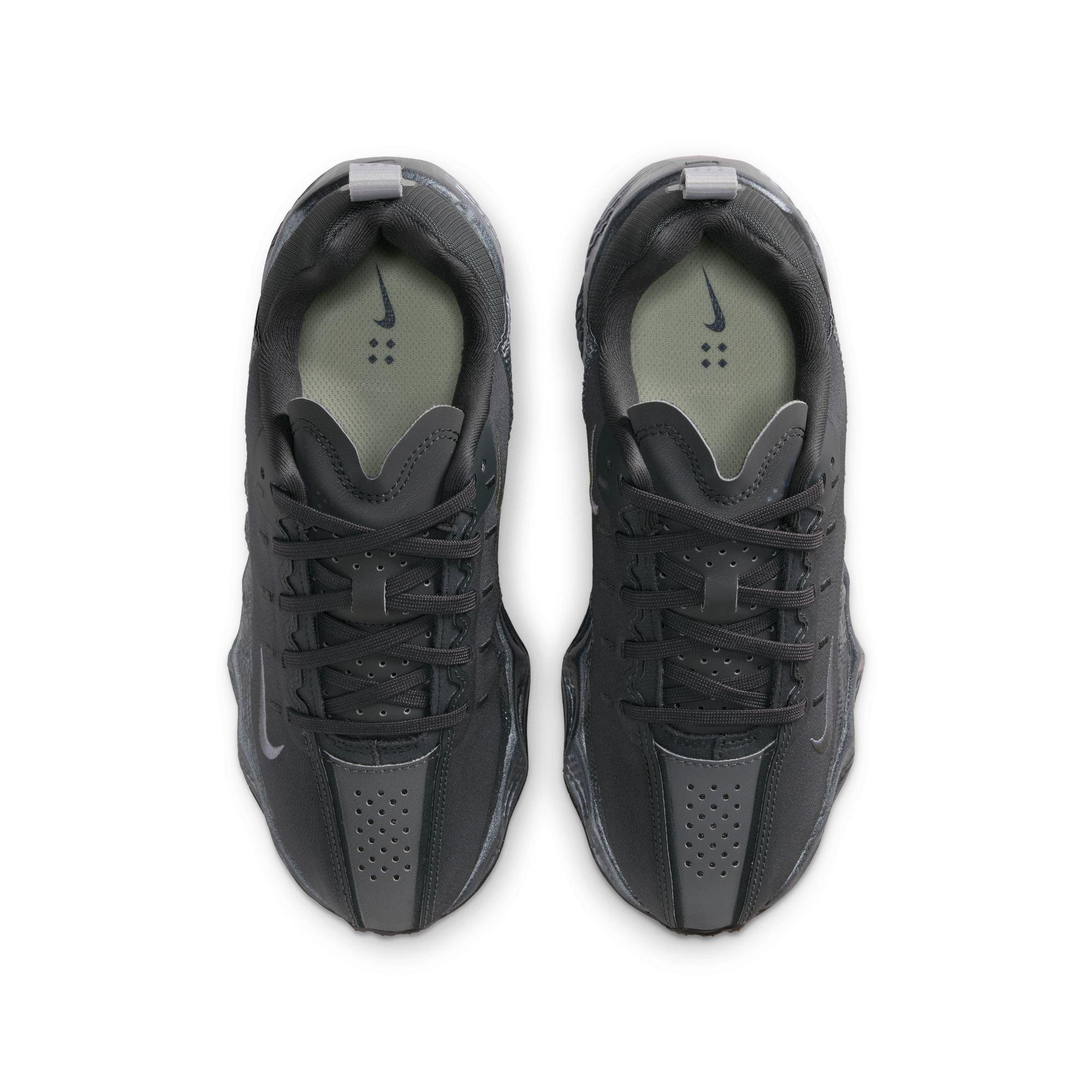 Nike Ava Rover SE Grade School Boys' "Dk Smoke Grey/Light Carbon" Shoe