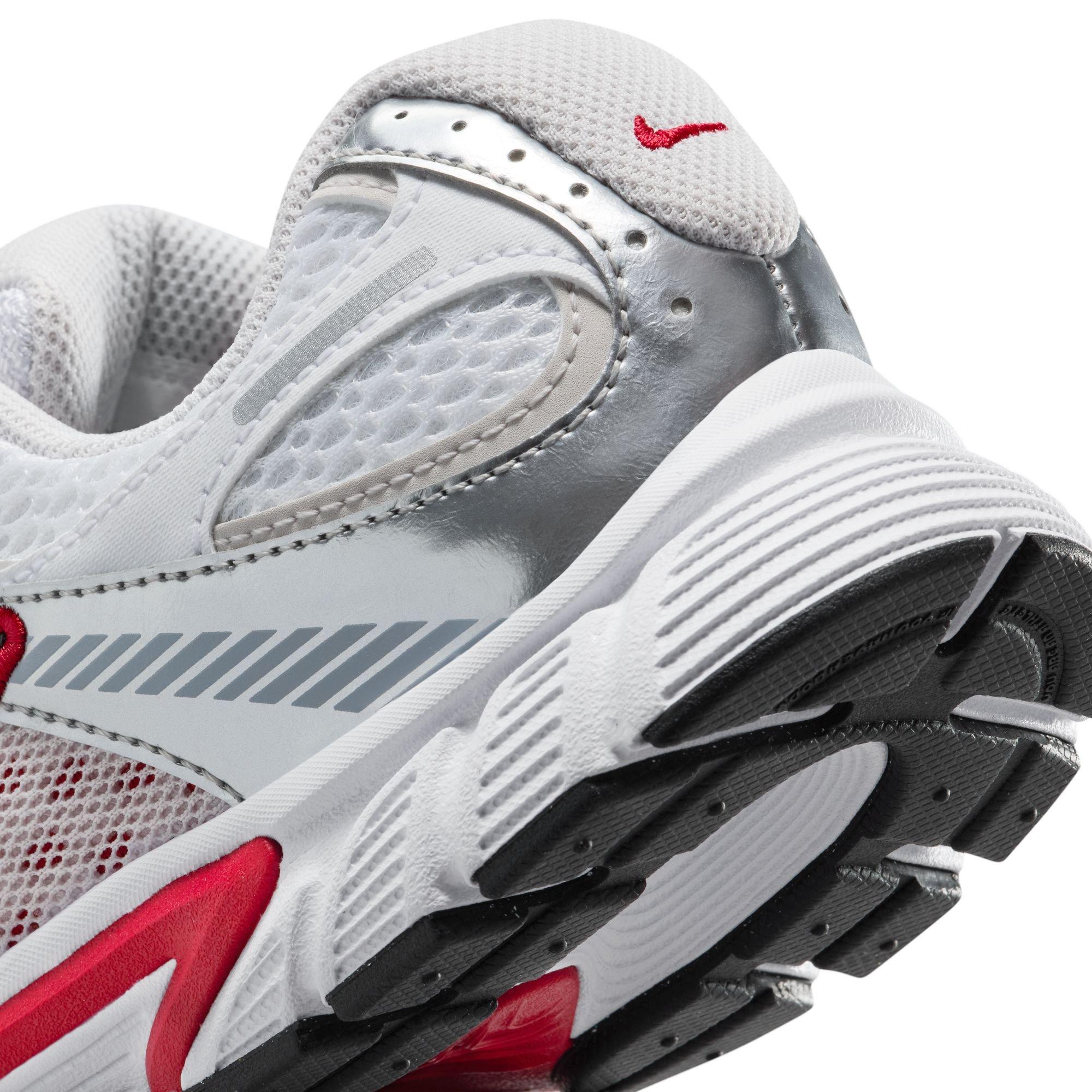 Nike V5 RNR Grade School Boys' "White/Gym Red/Black/Vast Grey" Shoe