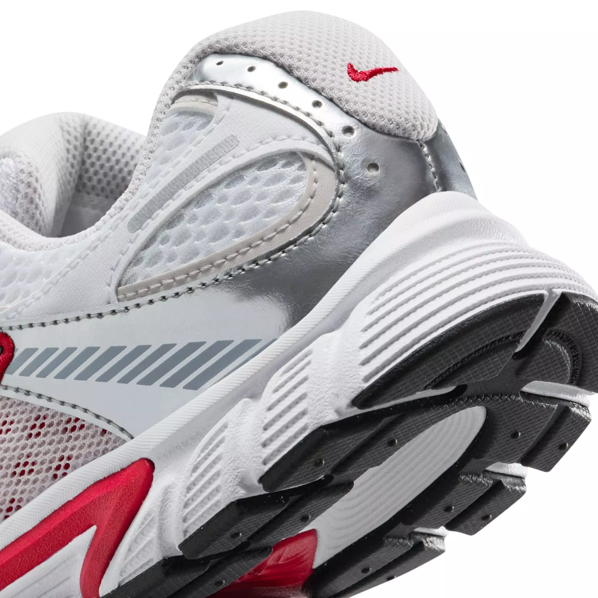 Nike V5 RNR "White/Gym Red/Black/Vast Grey" Grade School Boys' Shoe - WHITE/RED