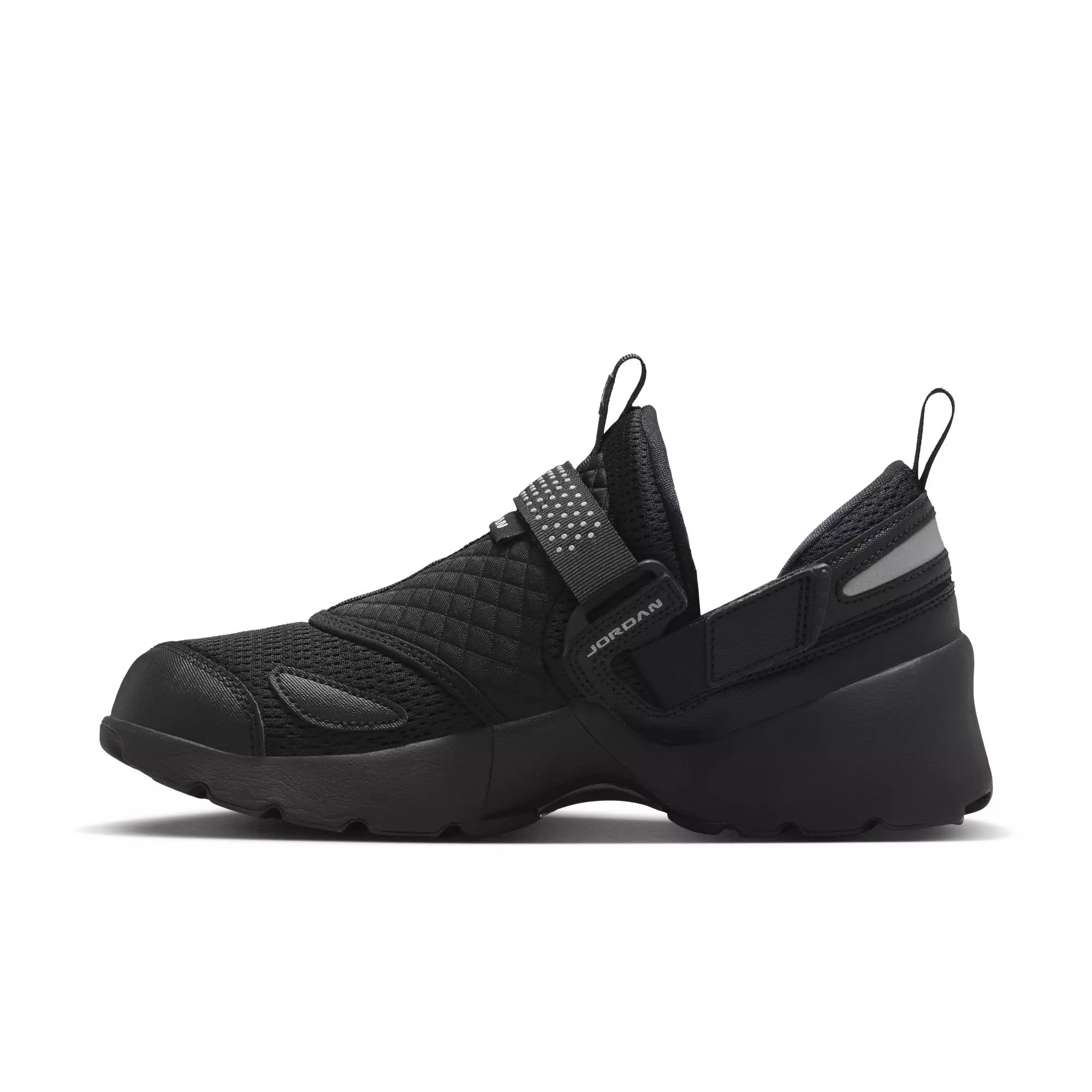 Jordan Trunner LX "Black" Women's Shoe - BLACK