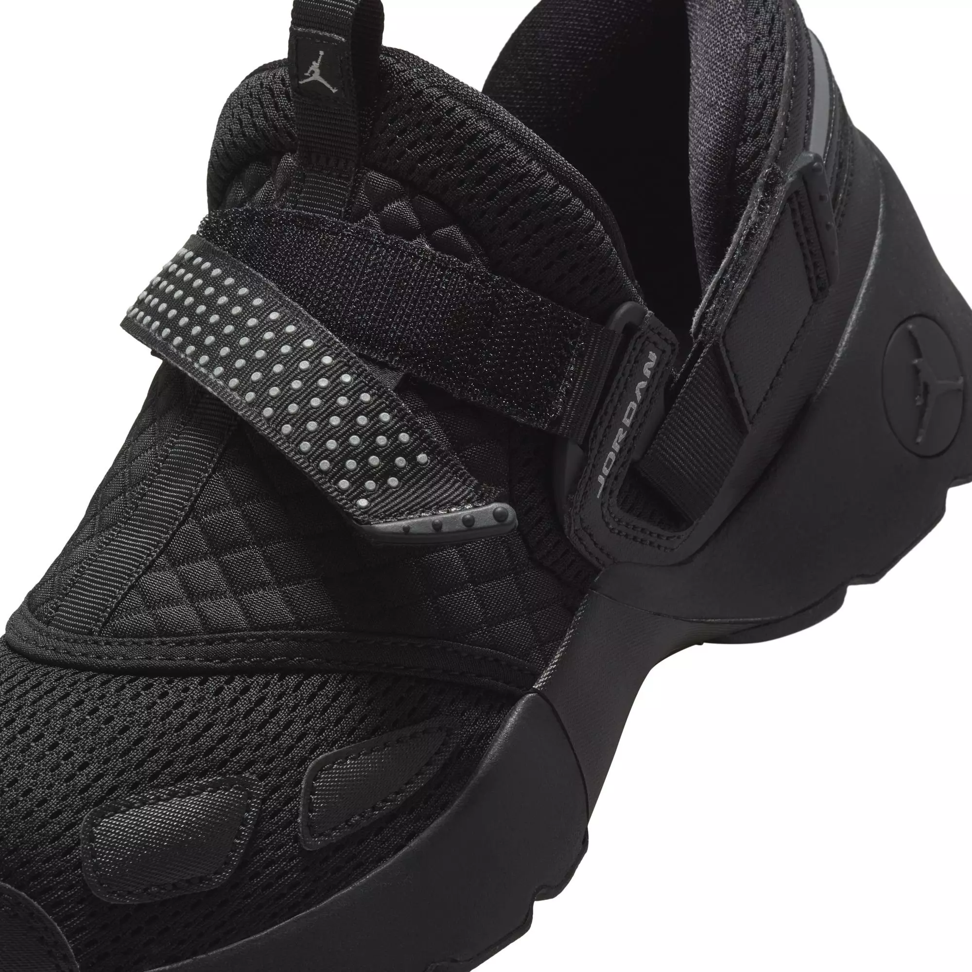 Jordan Trunner LX "Black" Women's Shoe - BLACK