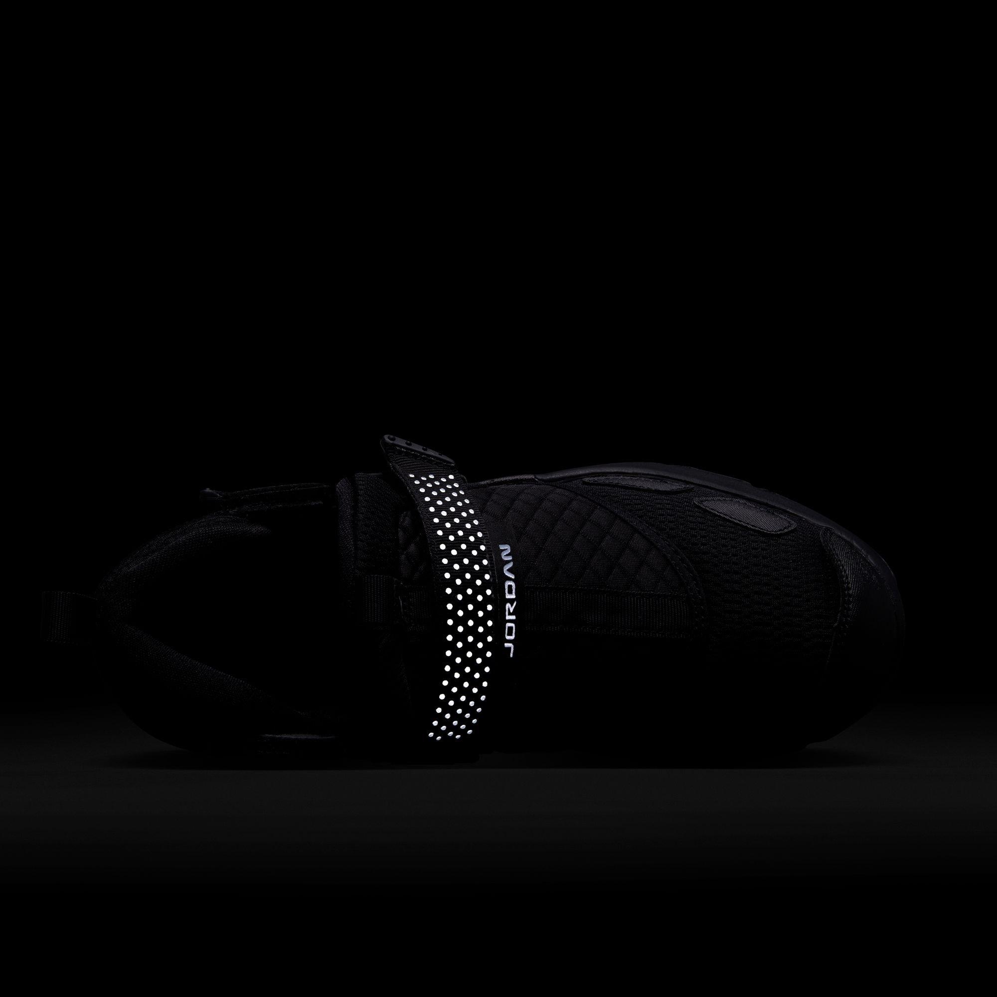 Jordan Trunner LX "Black" Women's Shoe - BLACK Thumbnail View 6