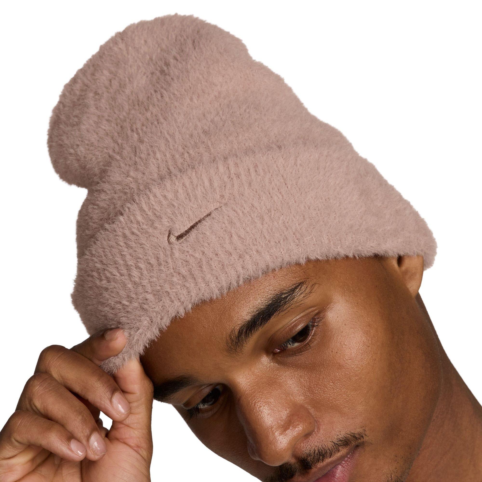 Nike Peak Cozy Pink Classic Knit Beanie | Hibbett display picture 3