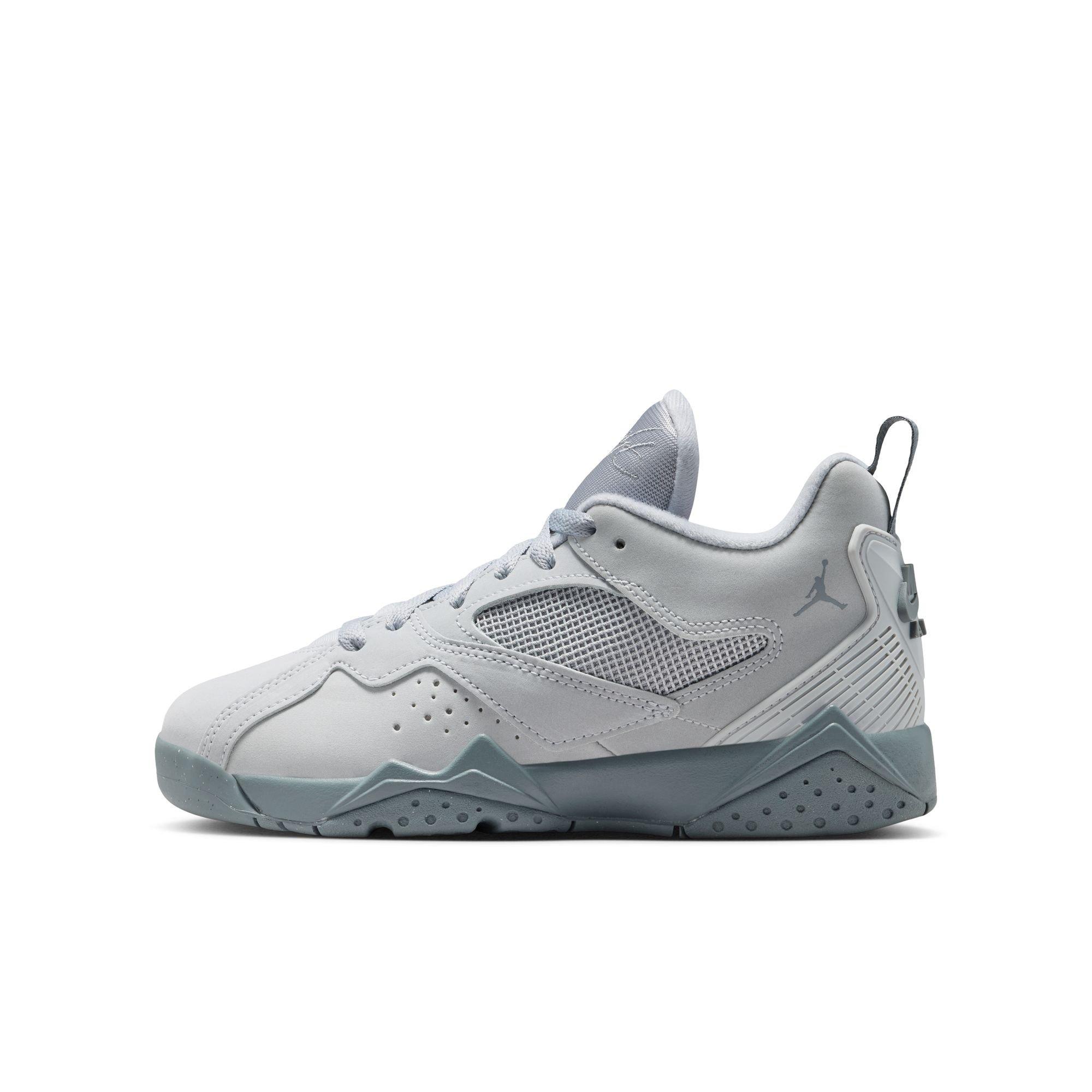 Jordan MVP 92 Grade School Boys' "Wolf Grey/Cool Grey/Varsity Red" Shoe