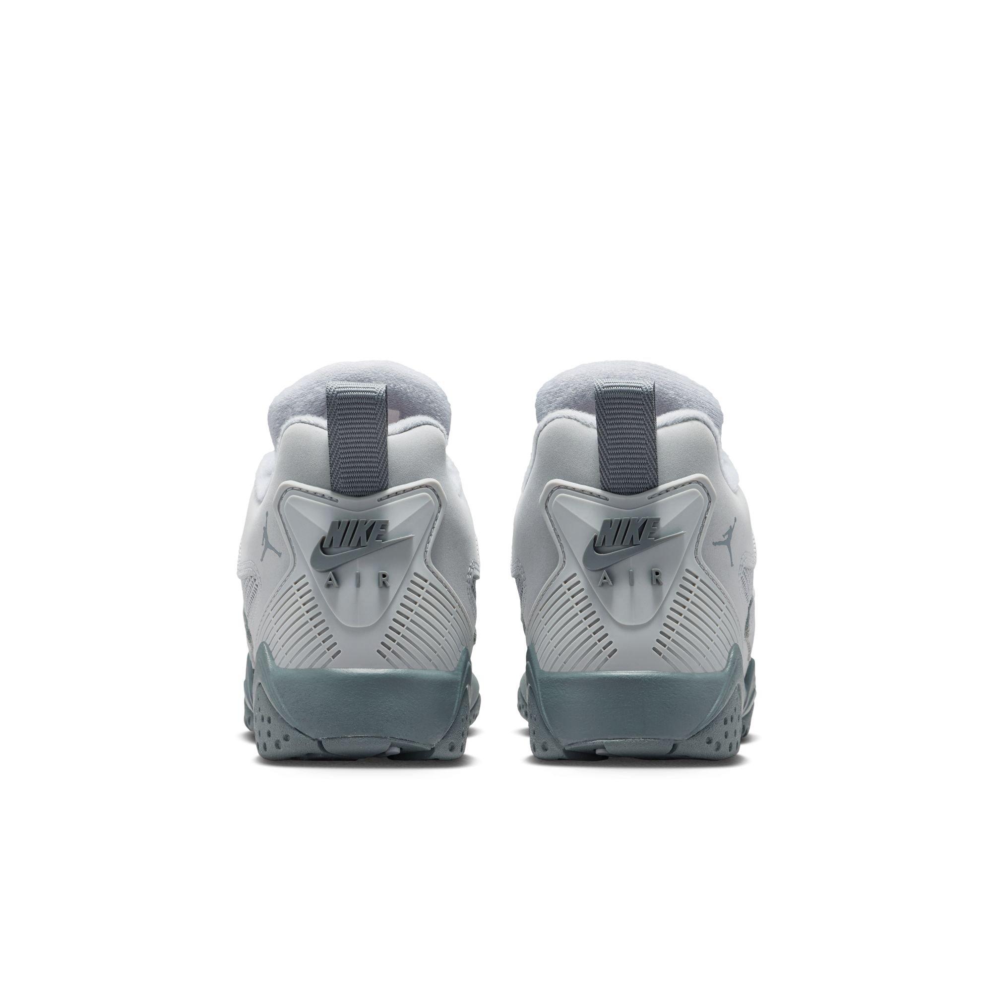 Jordan MVP 92 Grade School Boys' "Wolf Grey/Cool Grey/Varsity Red" Shoe